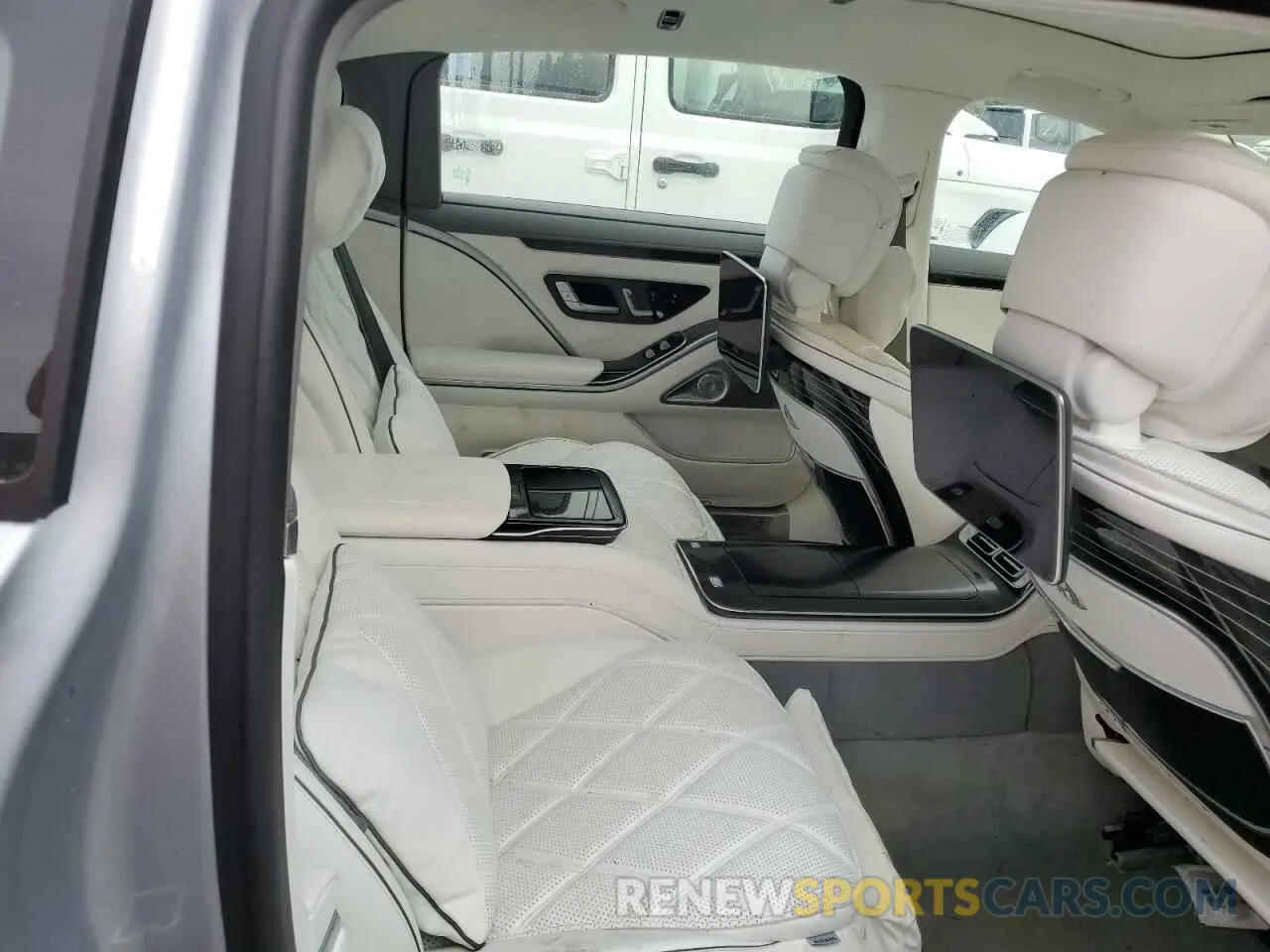 10 fotografías del automóvil dañado W1K6X7KB4RA263876 MERCEDES-BENZ ALL OTHER 2024