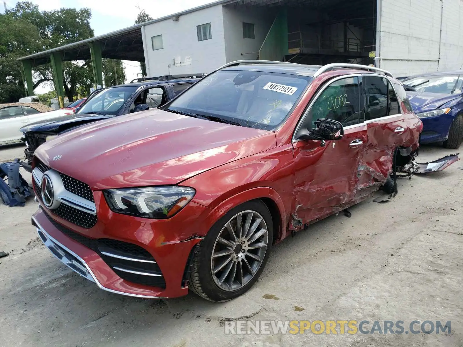 2 fotografías del automóvil dañado 4JGFB5KB1LA057043 MERCEDES-BENZ AMG 2020