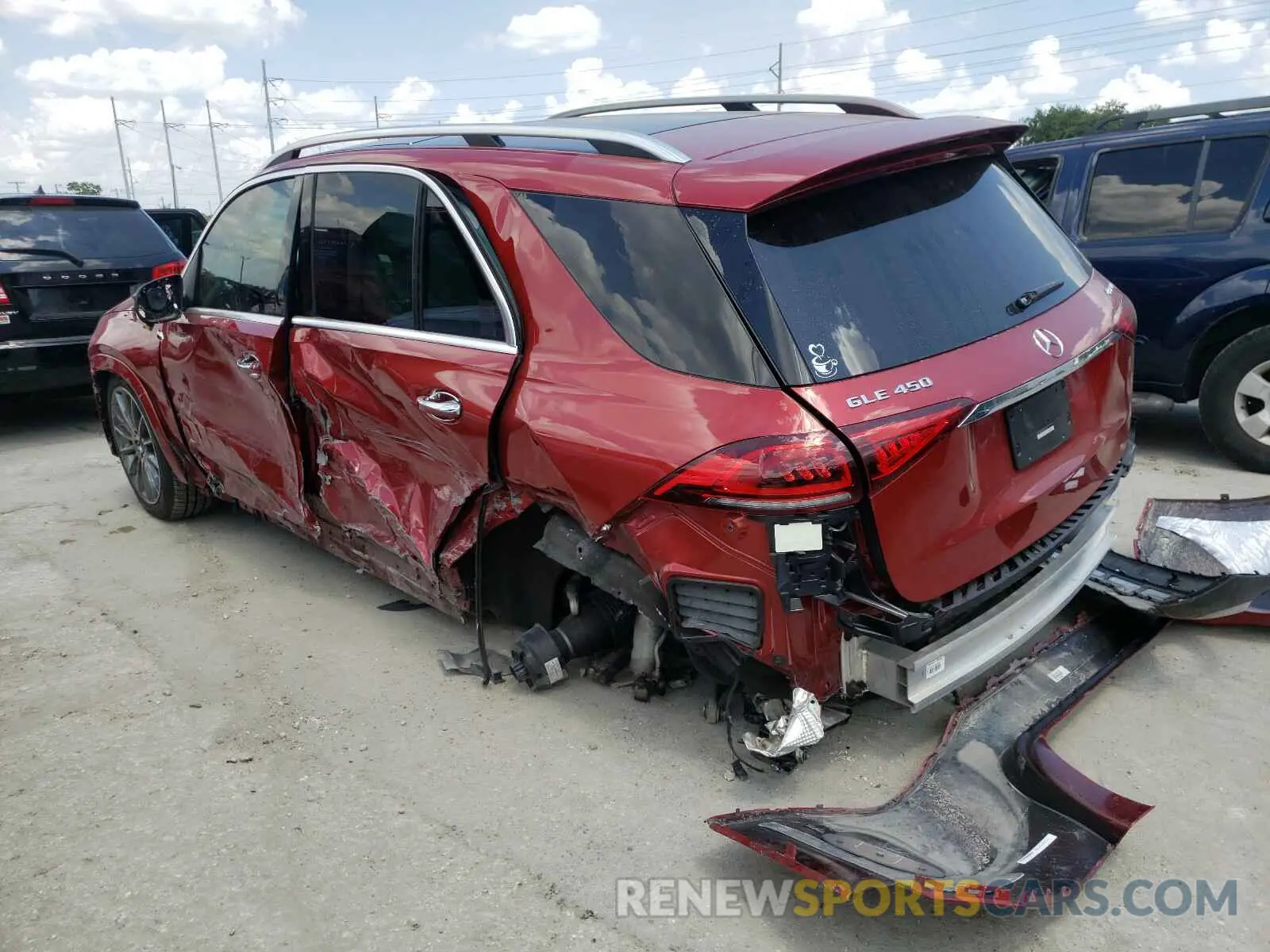 3 fotografías del automóvil dañado 4JGFB5KB1LA057043 MERCEDES-BENZ AMG 2020