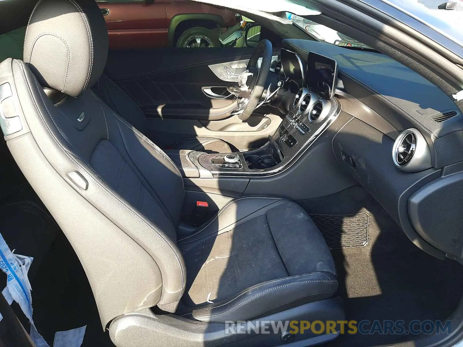 5 fotografías del automóvil dañado W1KWJ8GB8LG023220 MERCEDES-BENZ AMG 2020