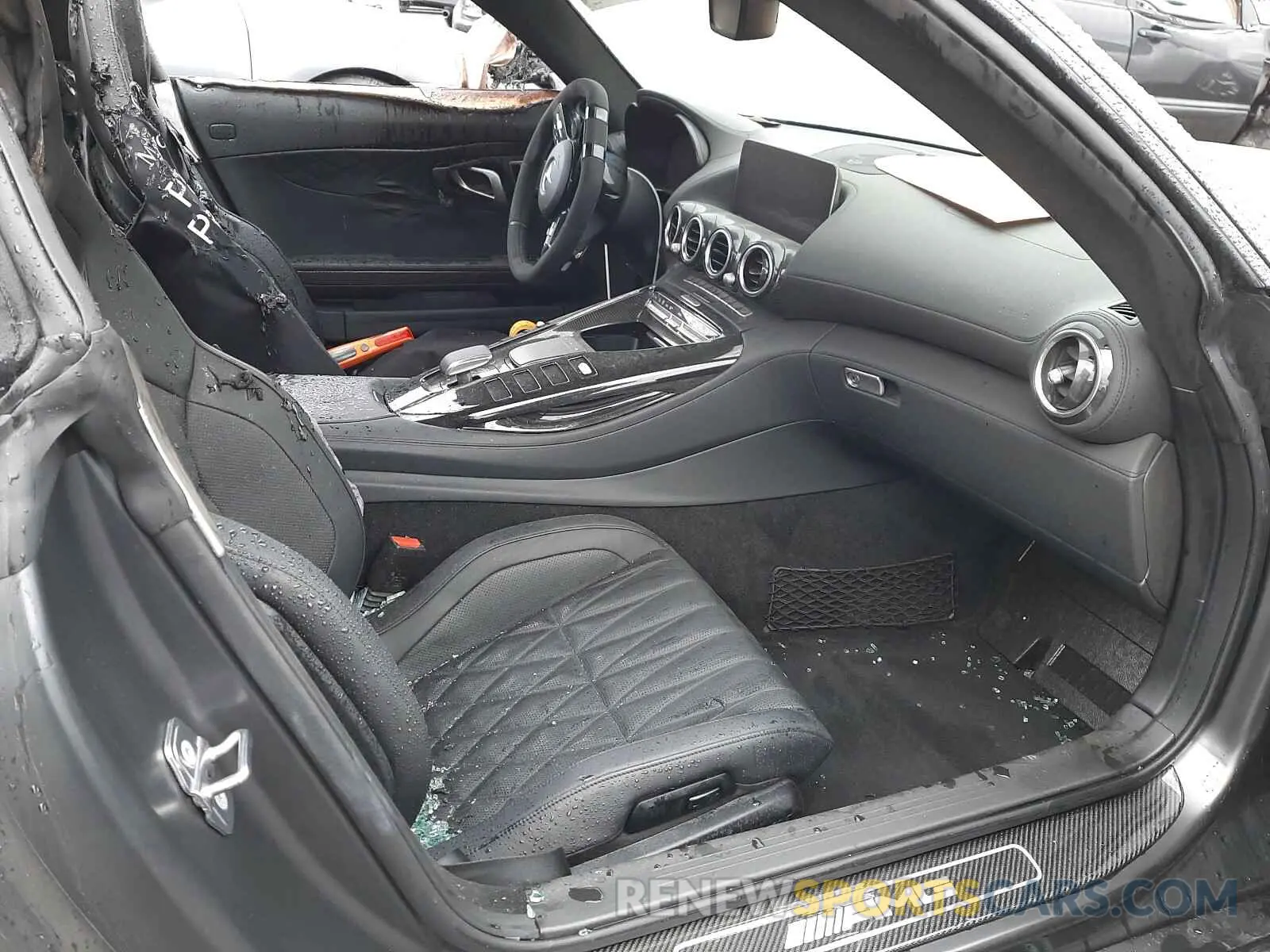 5 fotografías del automóvil dañado W1KYK7KA2LA029239 MERCEDES-BENZ AMG 2020