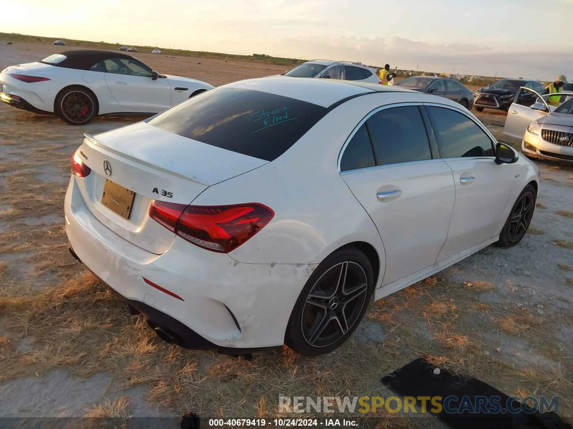 4 fotografías del automóvil dañado W1K3G5BB1LJ227531 MERCEDES-BENZ AMG A 35 2020
