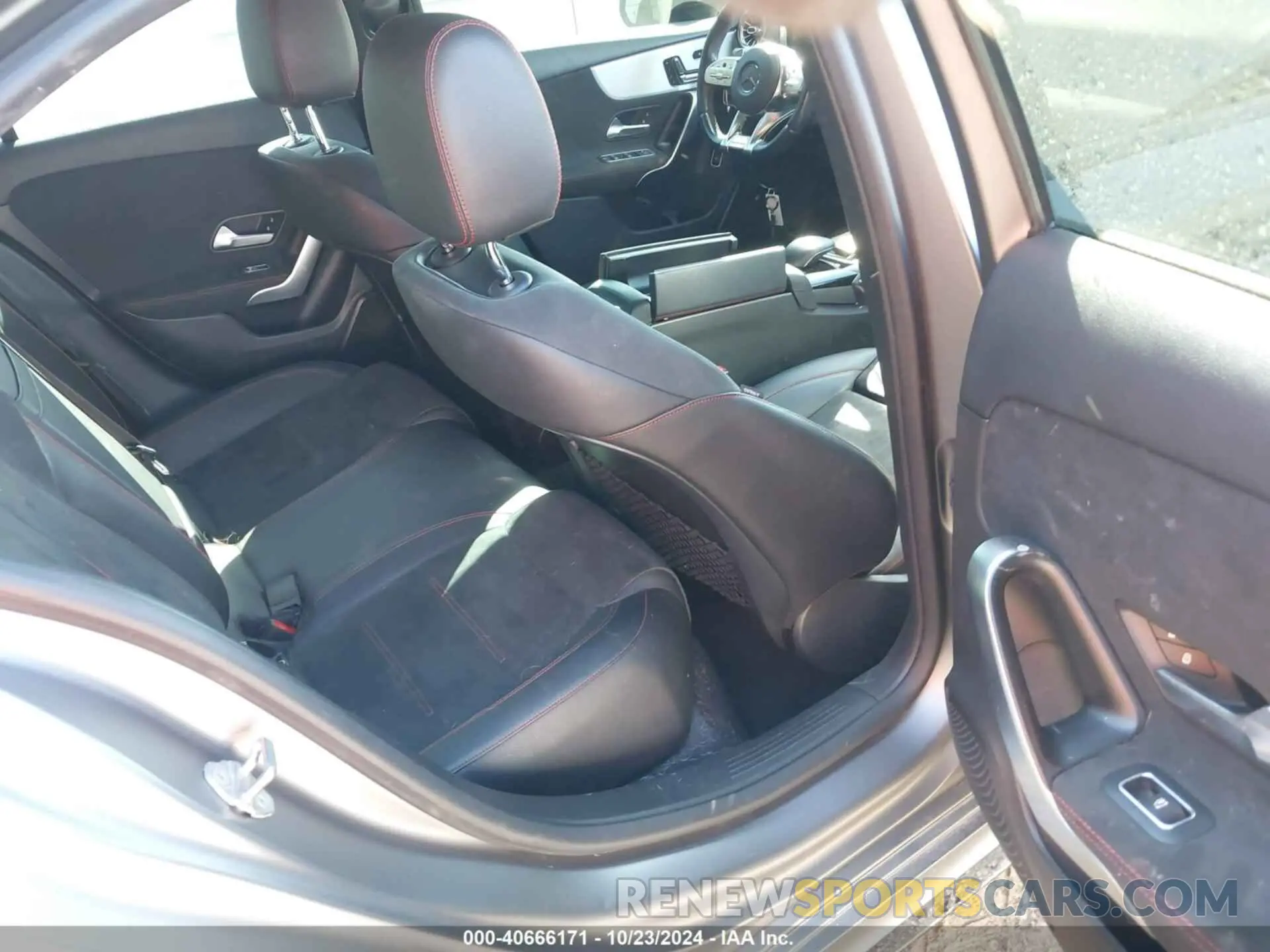 8 fotografías del automóvil dañado W1K3G5BB1LJ231255 MERCEDES-BENZ AMG A 35 2020