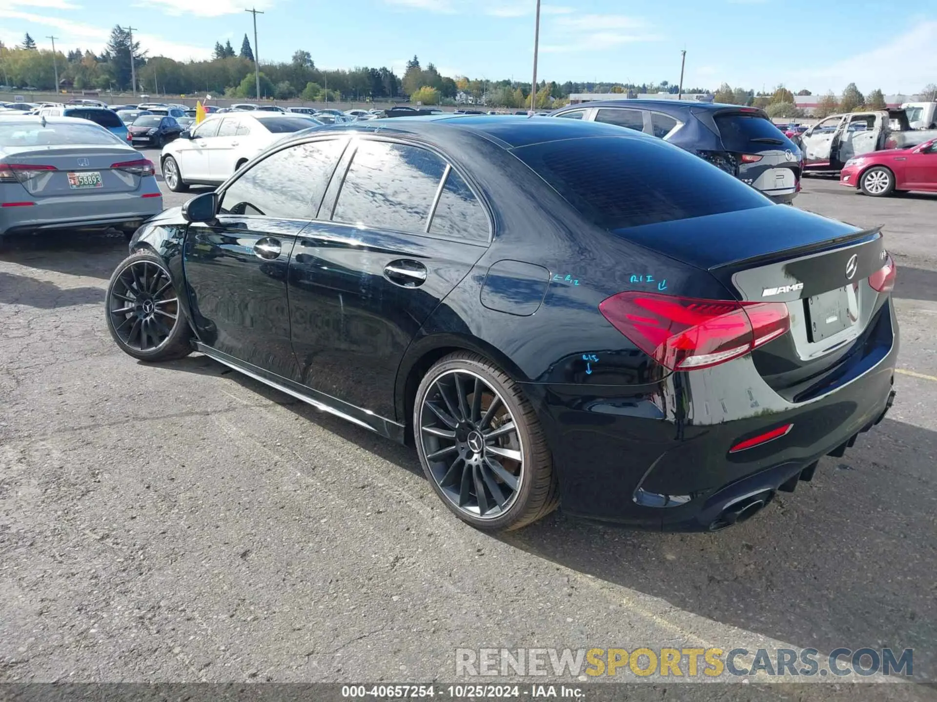 3 fotografías del automóvil dañado W1K3G5BB3MJ277218 MERCEDES-BENZ AMG A 35 2021