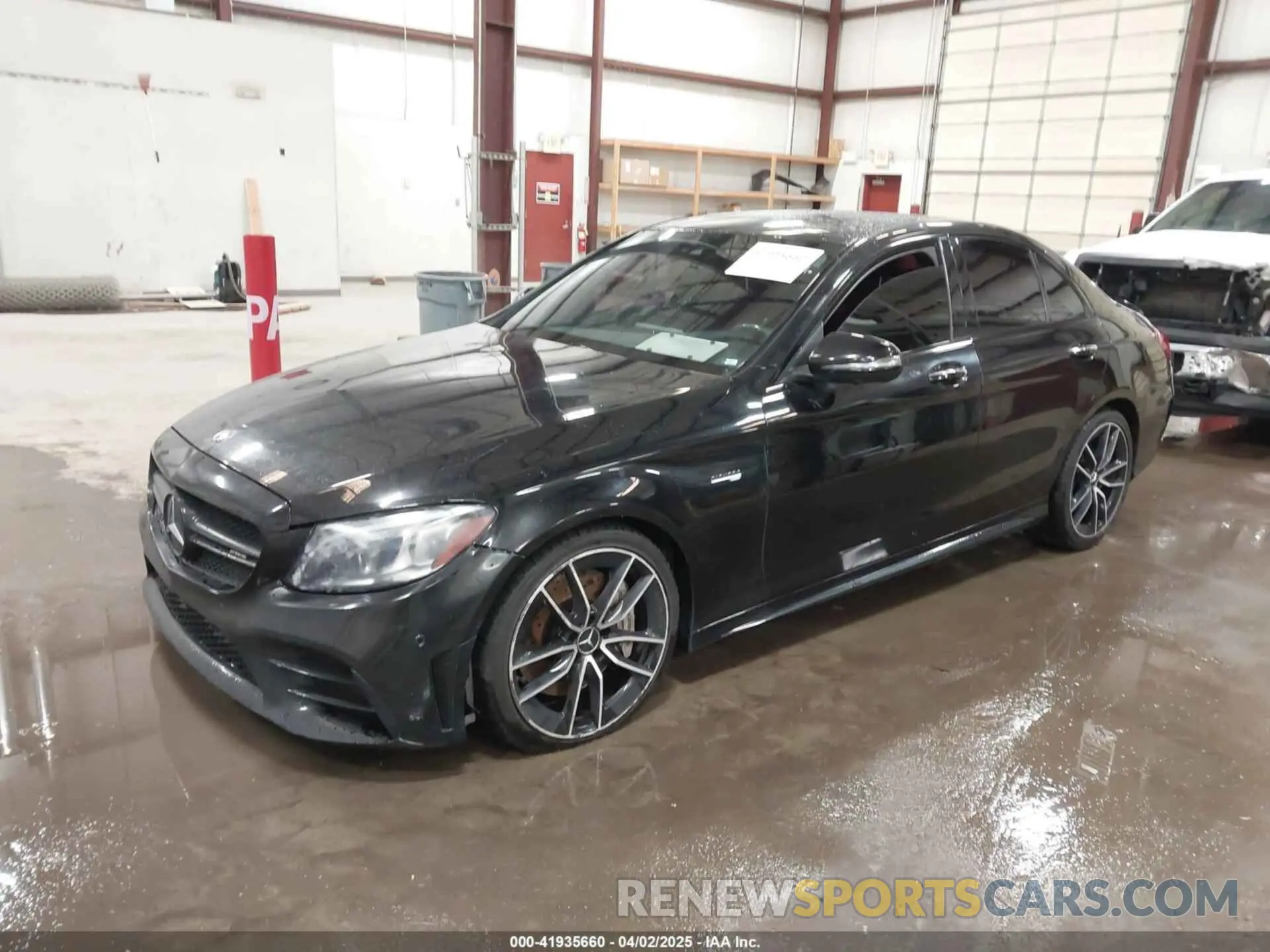 2 fotografías del automóvil dañado 55SWF6EB0KU285355 MERCEDES-BENZ AMG C 43 2019