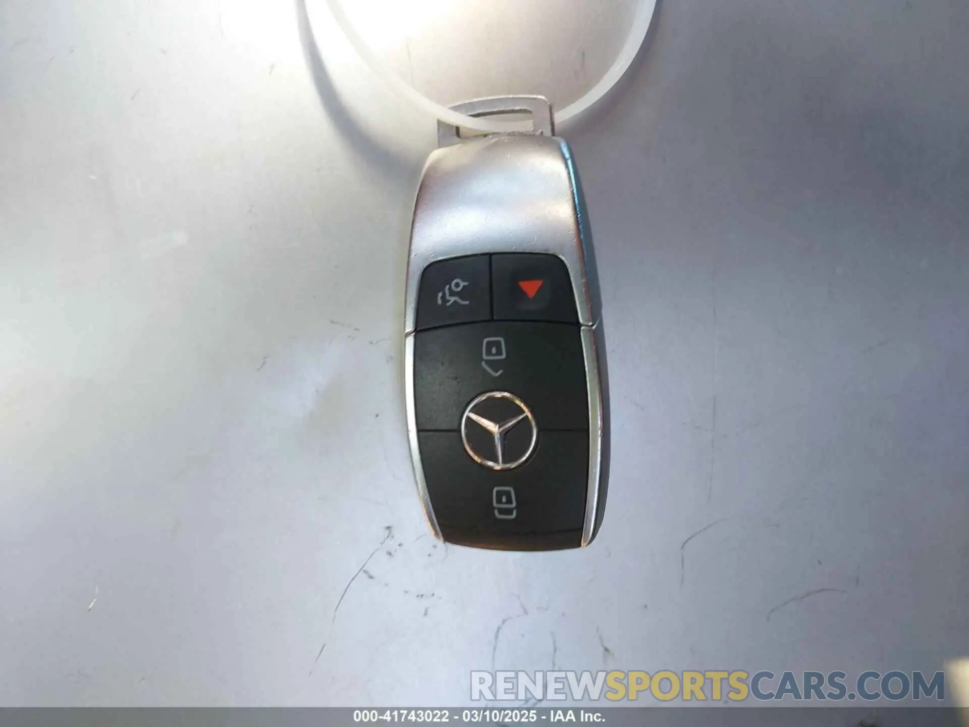 11 fotografías del automóvil dañado 55SWF6EB1KU285008 MERCEDES-BENZ AMG C 43 2019