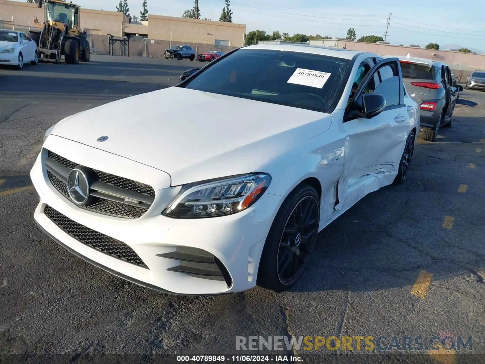 2 fotografías del automóvil dañado 55SWF6EB2KU294123 MERCEDES-BENZ AMG C 43 2019