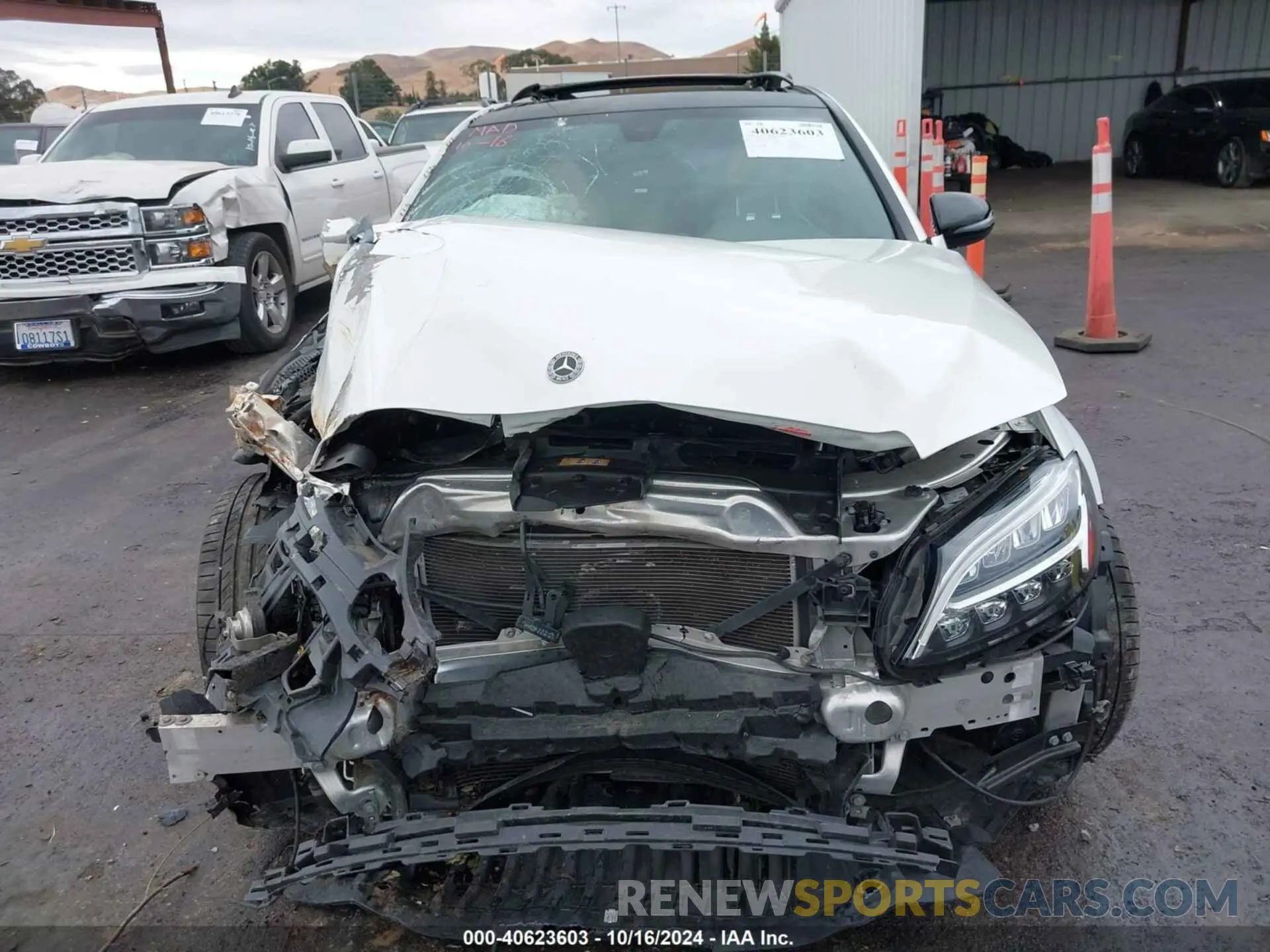 13 fotografías del automóvil dañado 55SWF6EB5KU284539 MERCEDES-BENZ AMG C 43 2019