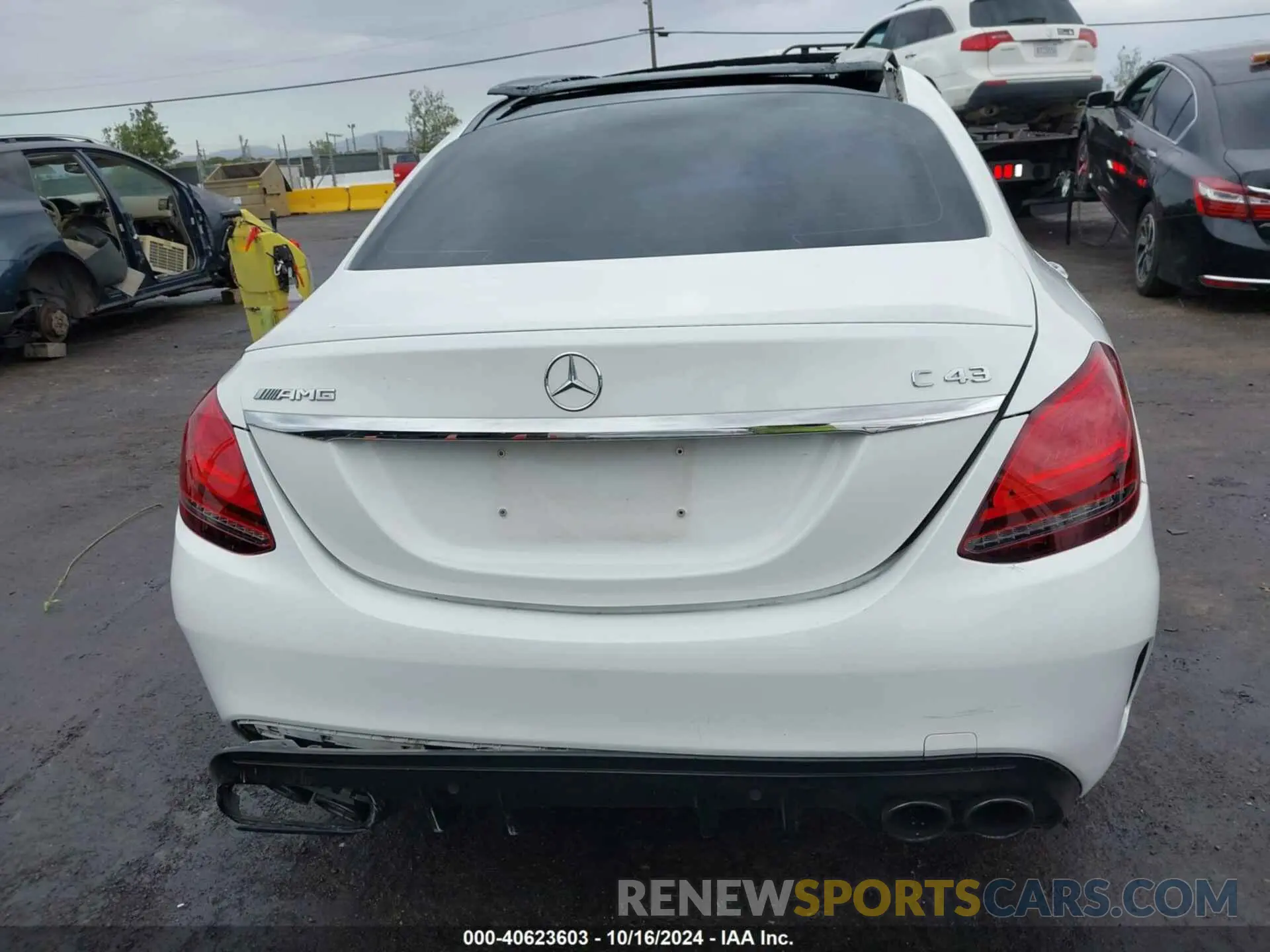 17 fotografías del automóvil dañado 55SWF6EB5KU284539 MERCEDES-BENZ AMG C 43 2019
