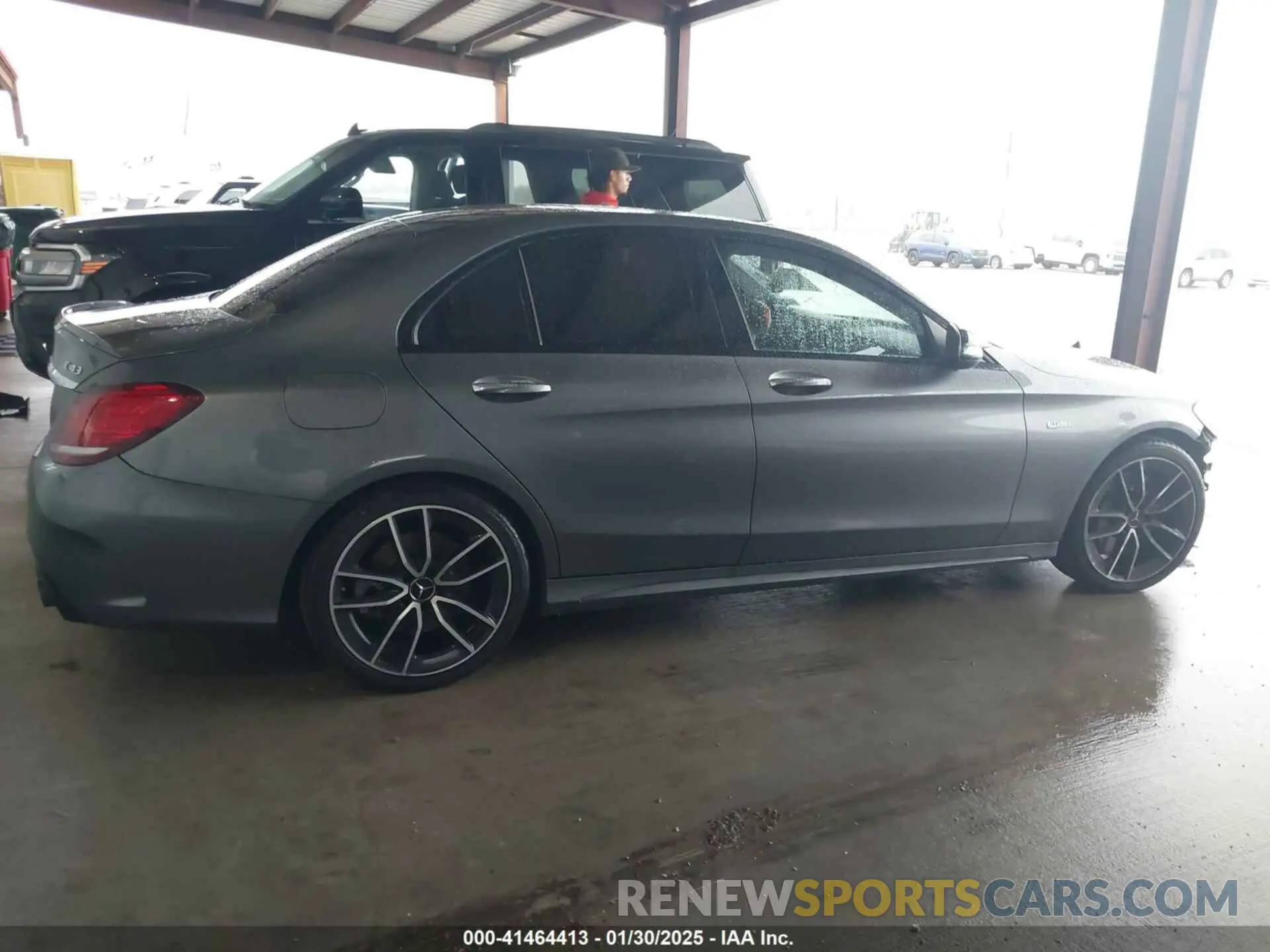 13 fotografías del automóvil dañado 55SWF6EB5KU306751 MERCEDES-BENZ AMG C 43 2019