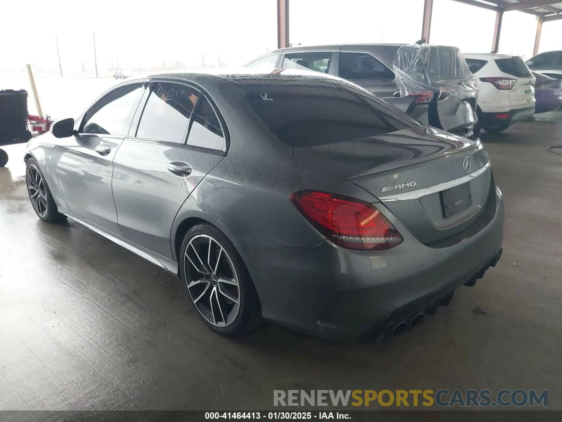3 fotografías del automóvil dañado 55SWF6EB5KU306751 MERCEDES-BENZ AMG C 43 2019