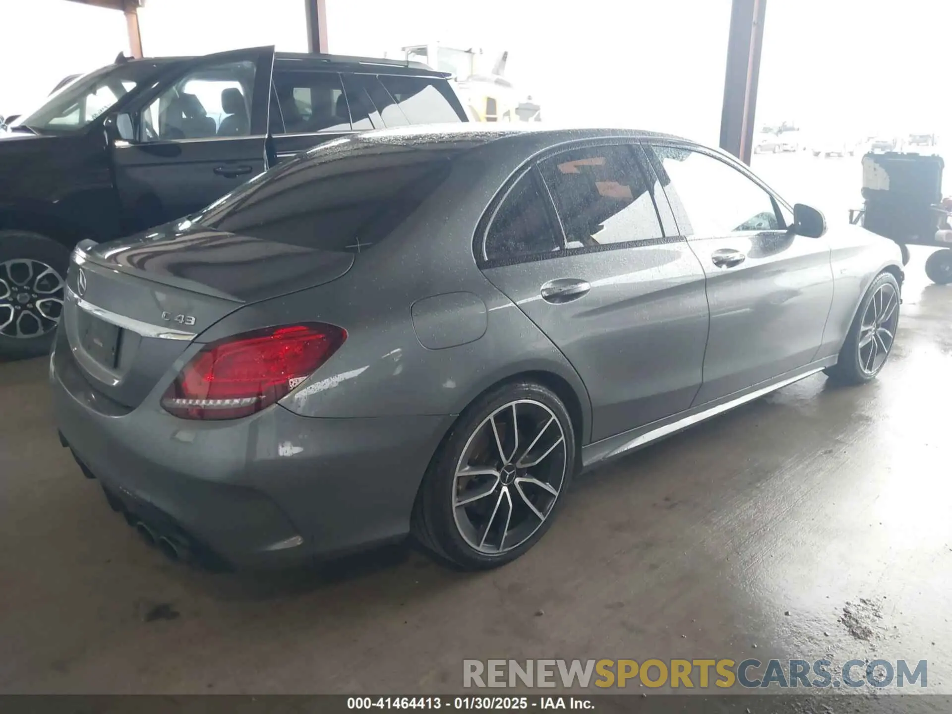4 fotografías del automóvil dañado 55SWF6EB5KU306751 MERCEDES-BENZ AMG C 43 2019