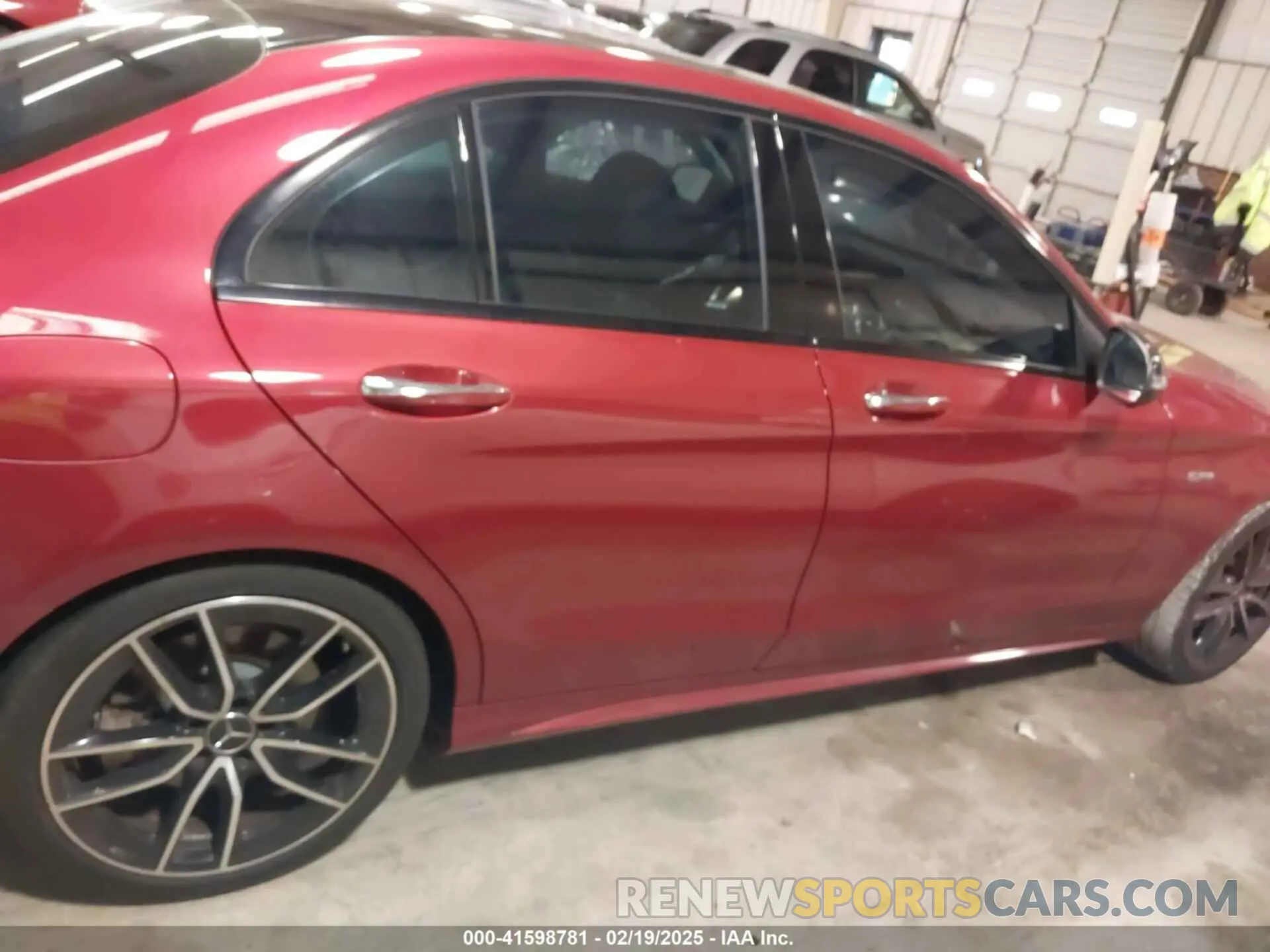 13 fotografías del automóvil dañado 55SWF6EB7KU295610 MERCEDES-BENZ AMG C 43 2019