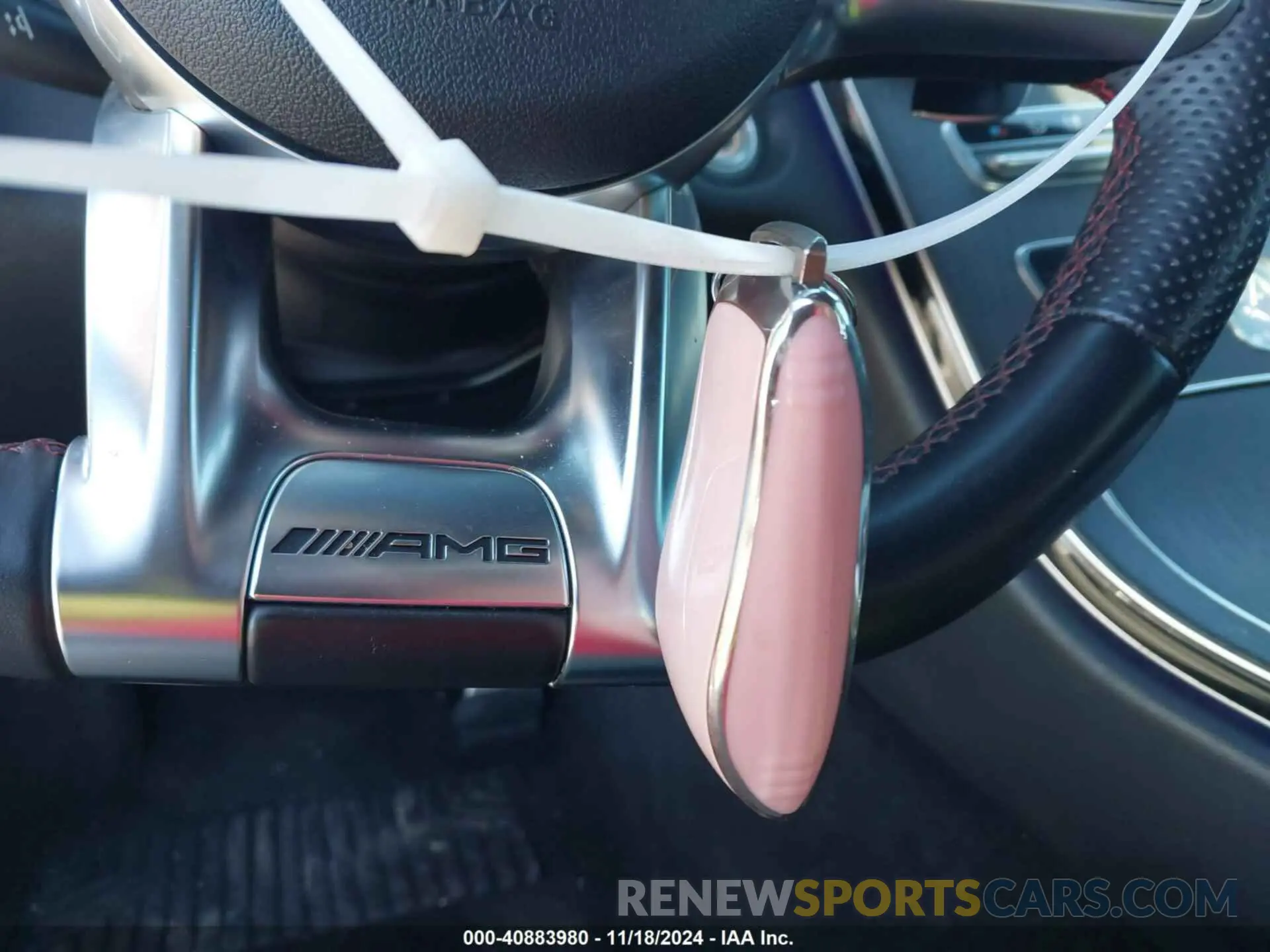 11 fotografías del automóvil dañado 55SWF6EB9KU291073 MERCEDES-BENZ AMG C 43 2019