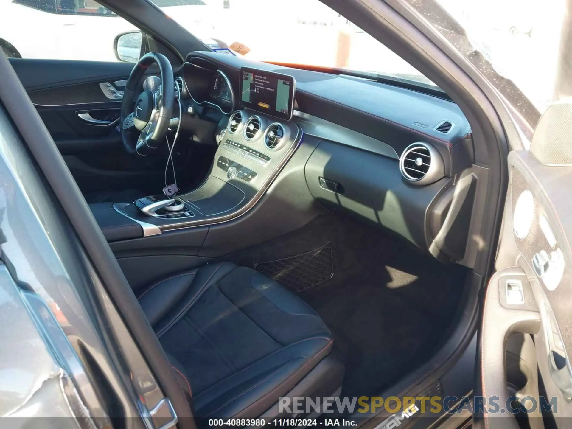 5 fotografías del automóvil dañado 55SWF6EB9KU291073 MERCEDES-BENZ AMG C 43 2019