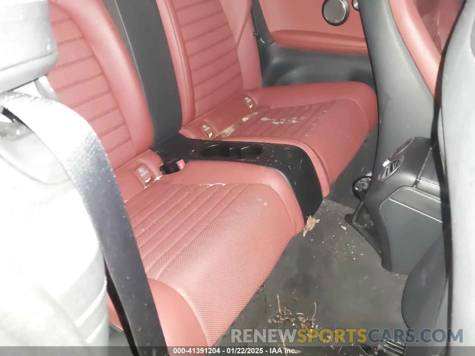 8 fotografías del automóvil dañado WDDWJ6EB2KF876692 MERCEDES-BENZ AMG C 43 2019
