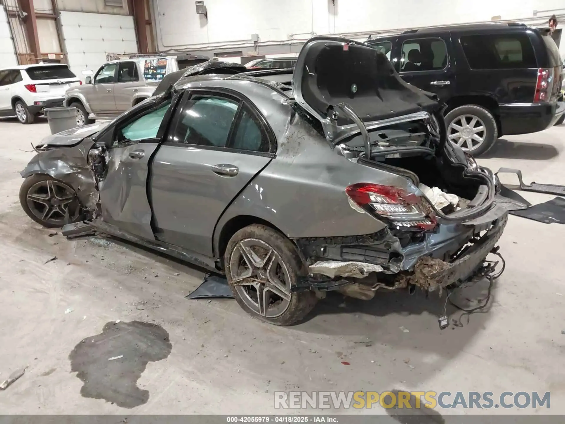 3 fotografías del automóvil dañado W1KWF6EB4LR566285 MERCEDES-BENZ AMG C 43 2020
