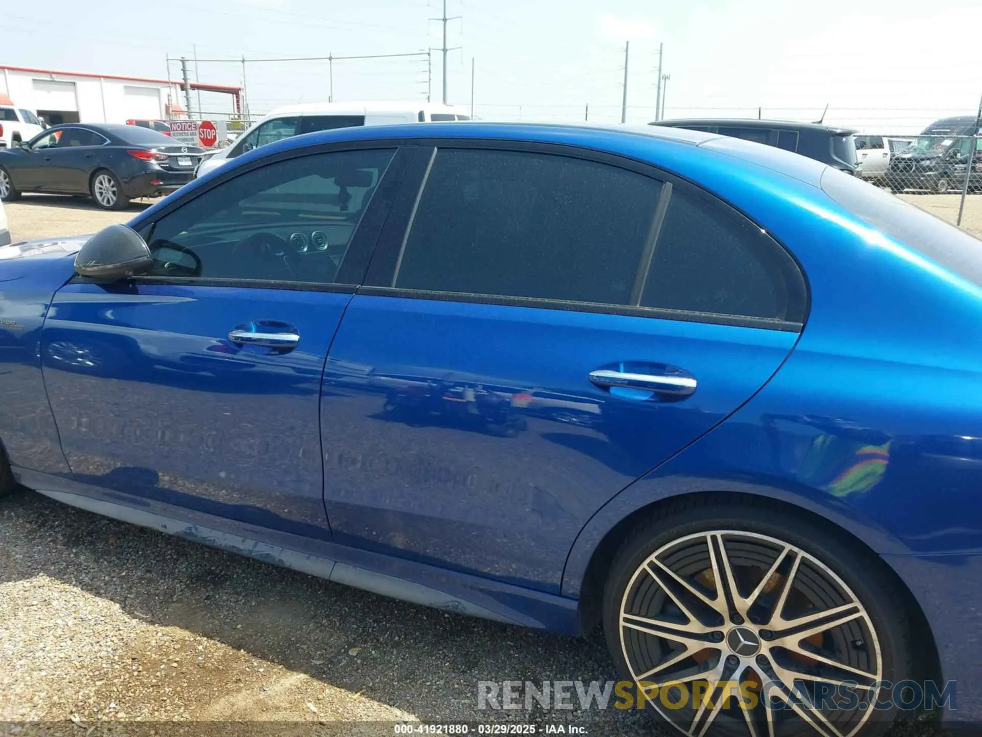 13 fotografías del automóvil dañado W1KAF8HB7PR128559 MERCEDES-BENZ AMG C 43 2023