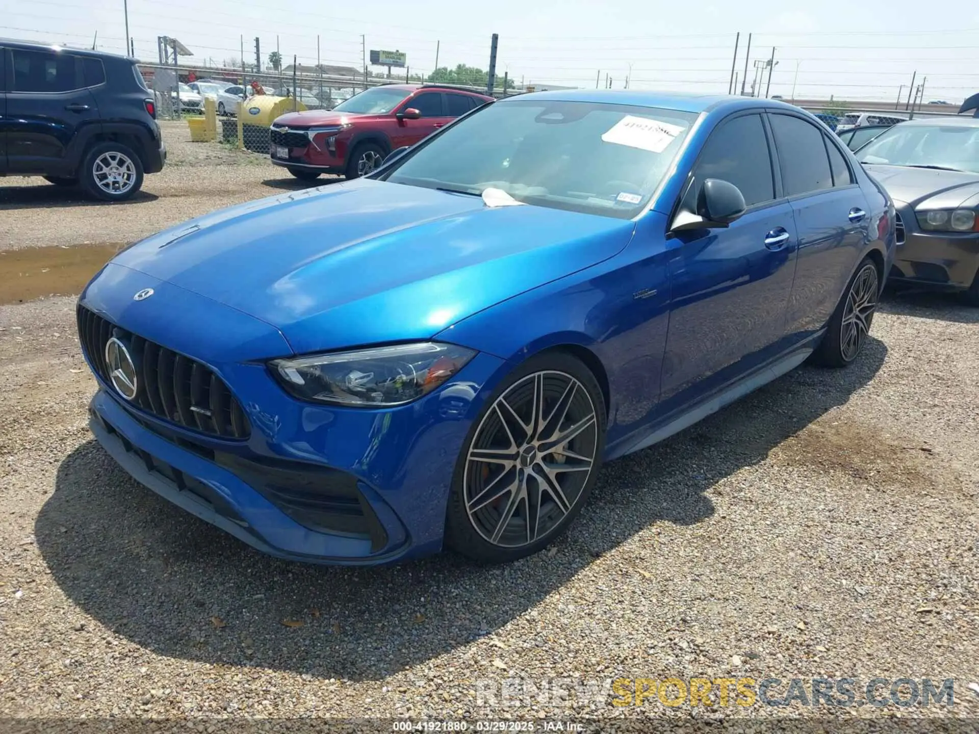 2 fotografías del automóvil dañado W1KAF8HB7PR128559 MERCEDES-BENZ AMG C 43 2023