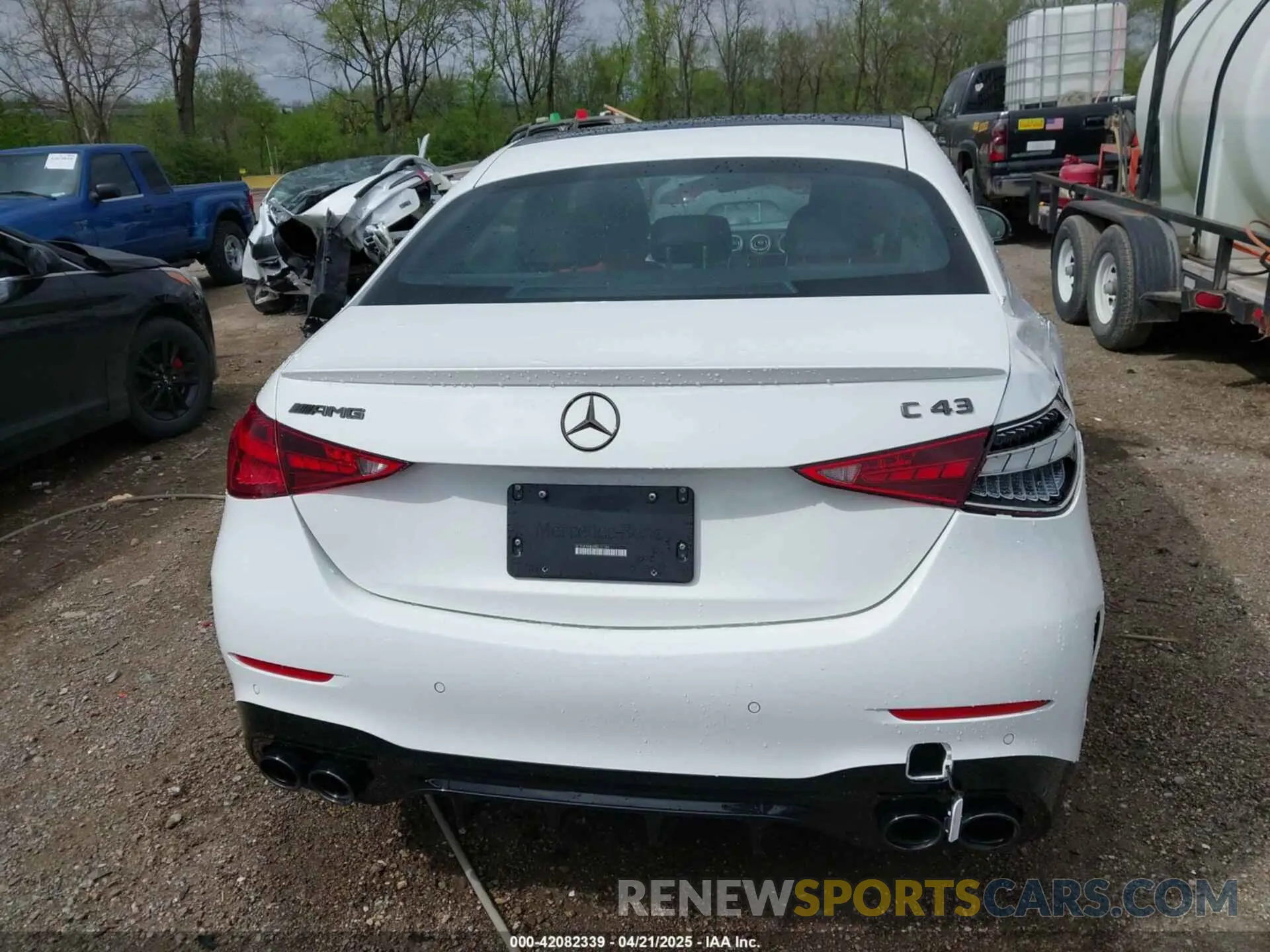 16 fotografías del automóvil dañado W1KAF8HB0RR212189 MERCEDES-BENZ AMG C 43 2024