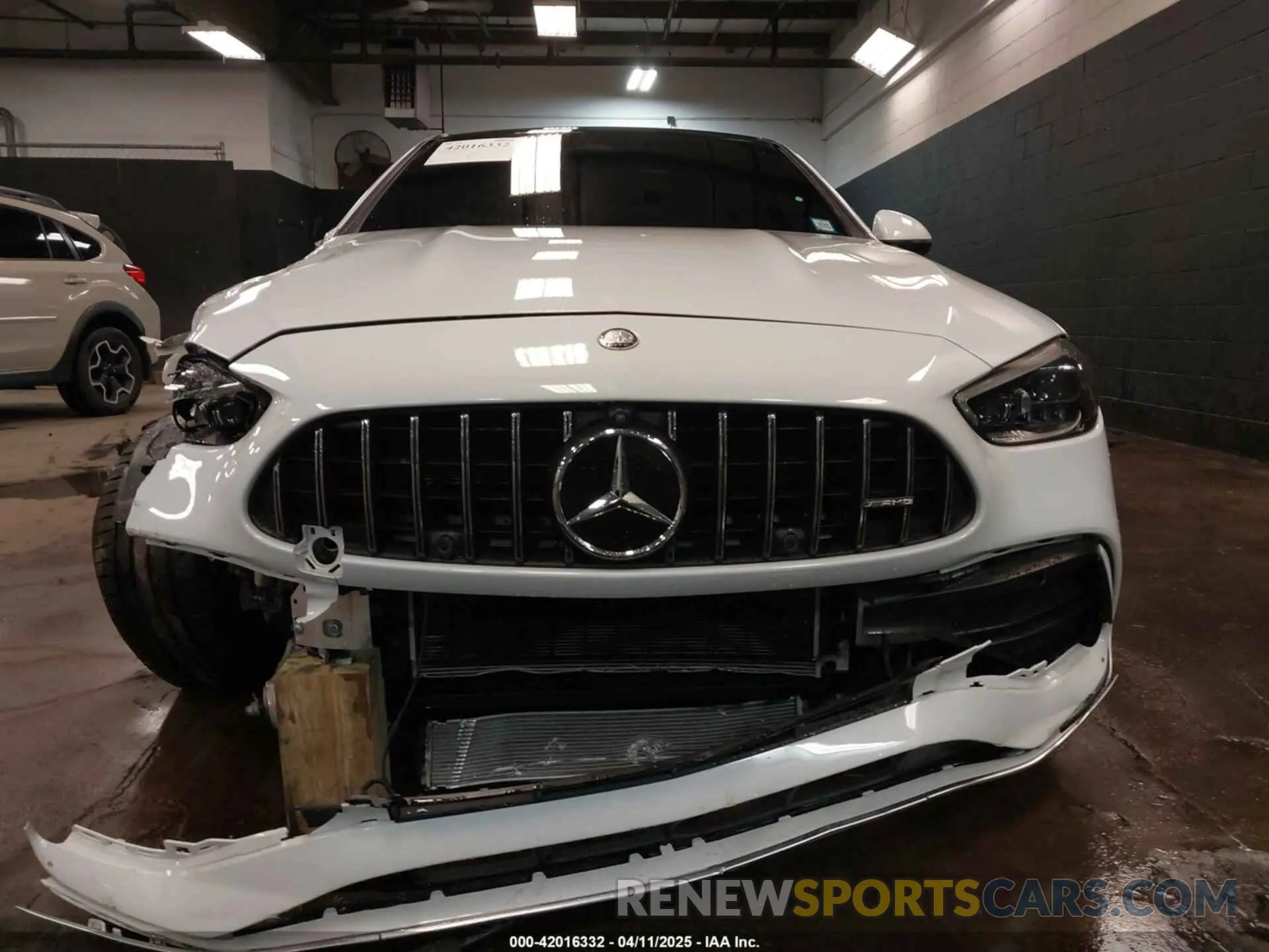 12 fotografías del automóvil dañado W1KAF8HB8RR161248 MERCEDES-BENZ AMG C 43 2024