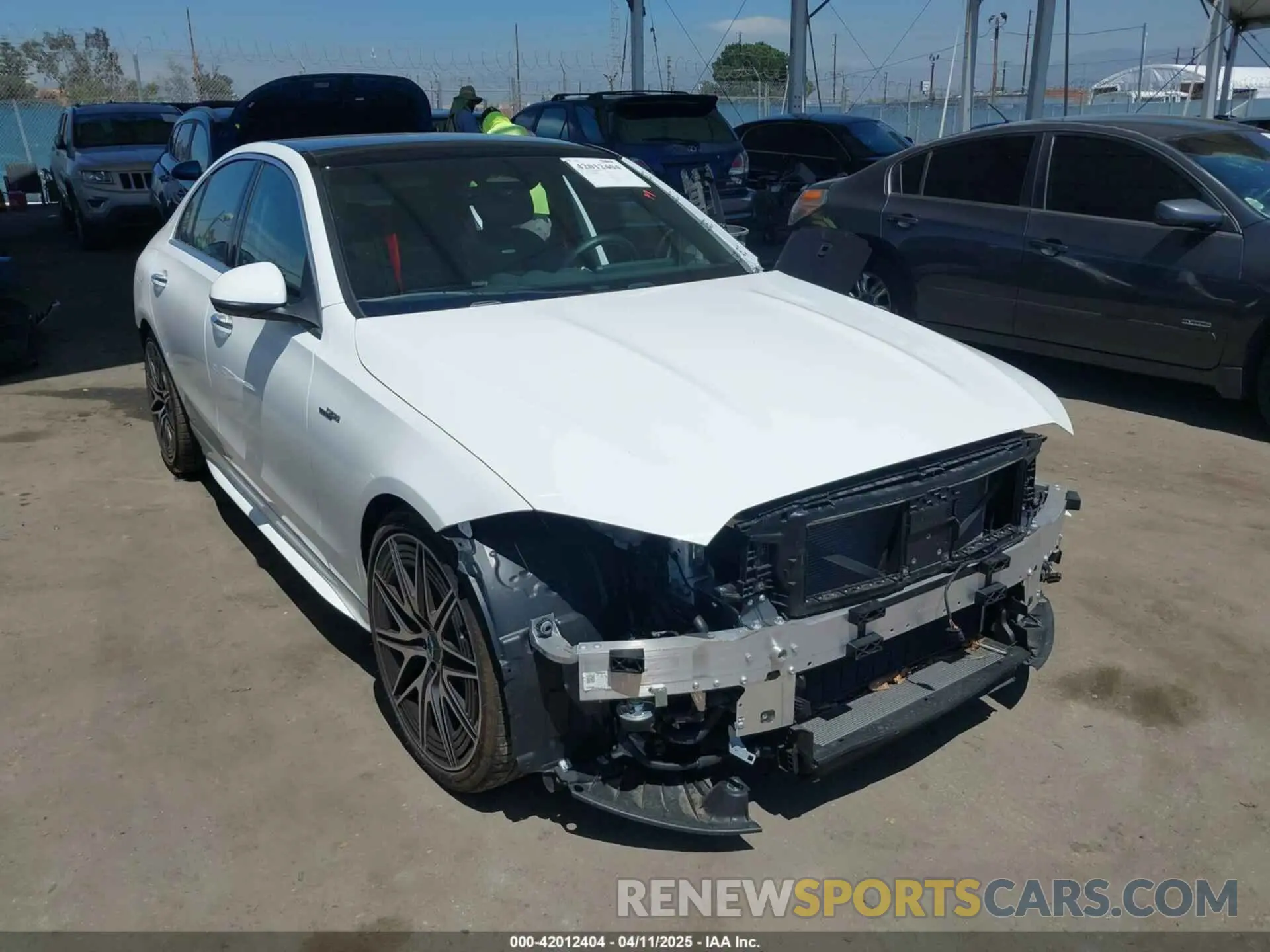 1 fotografías del automóvil dañado W1KAF8HB8RR201456 MERCEDES-BENZ AMG C 43 2024