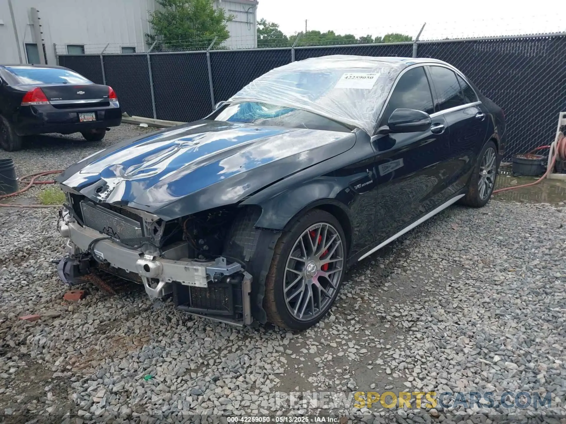 2 fotografías del automóvil dañado 55SWF8HB8KU305617 MERCEDES-BENZ AMG C 63 2019