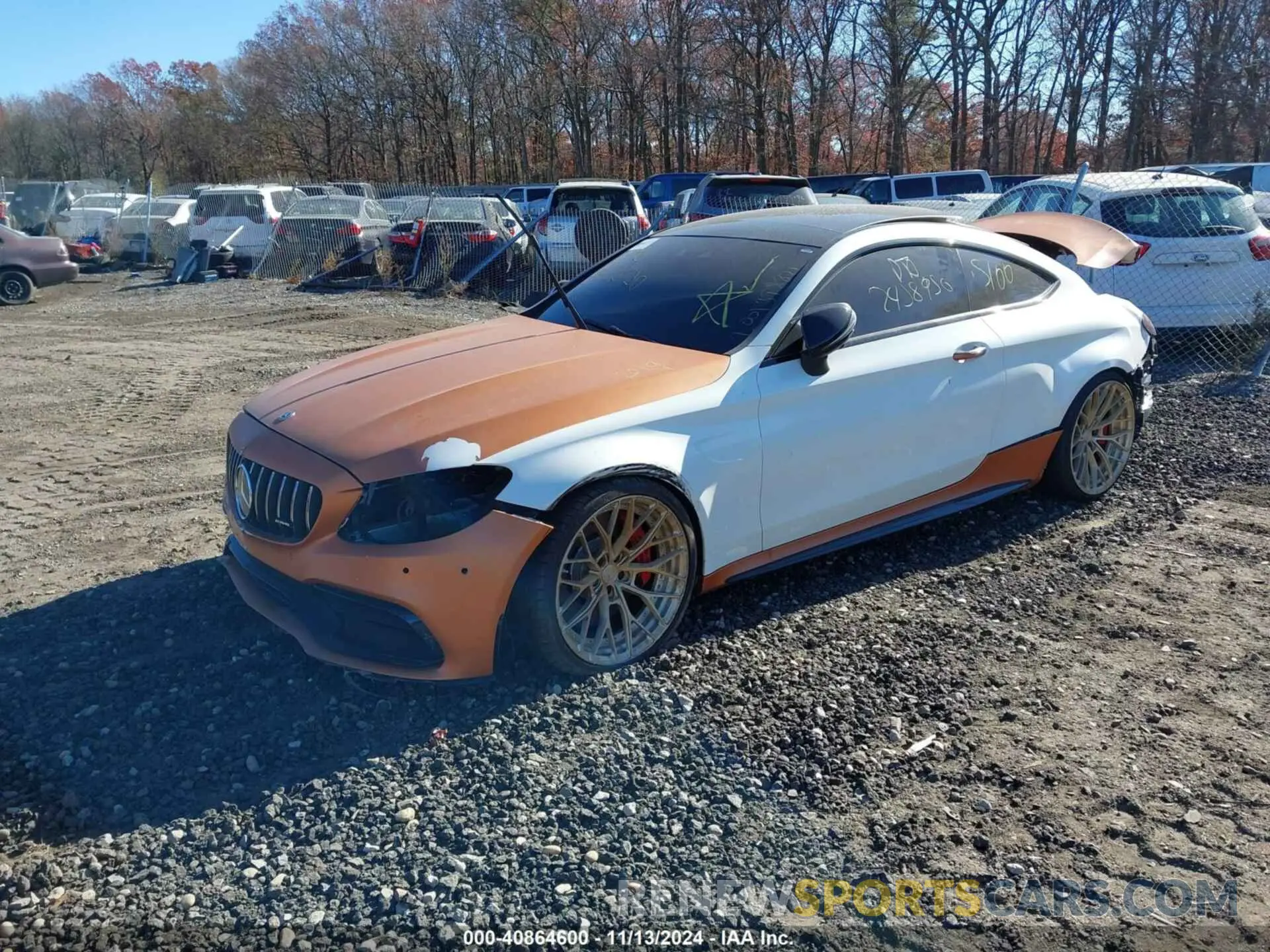 2 fotografías del automóvil dañado WDDWJ8HB6KF846103 MERCEDES-BENZ AMG C 63 2019