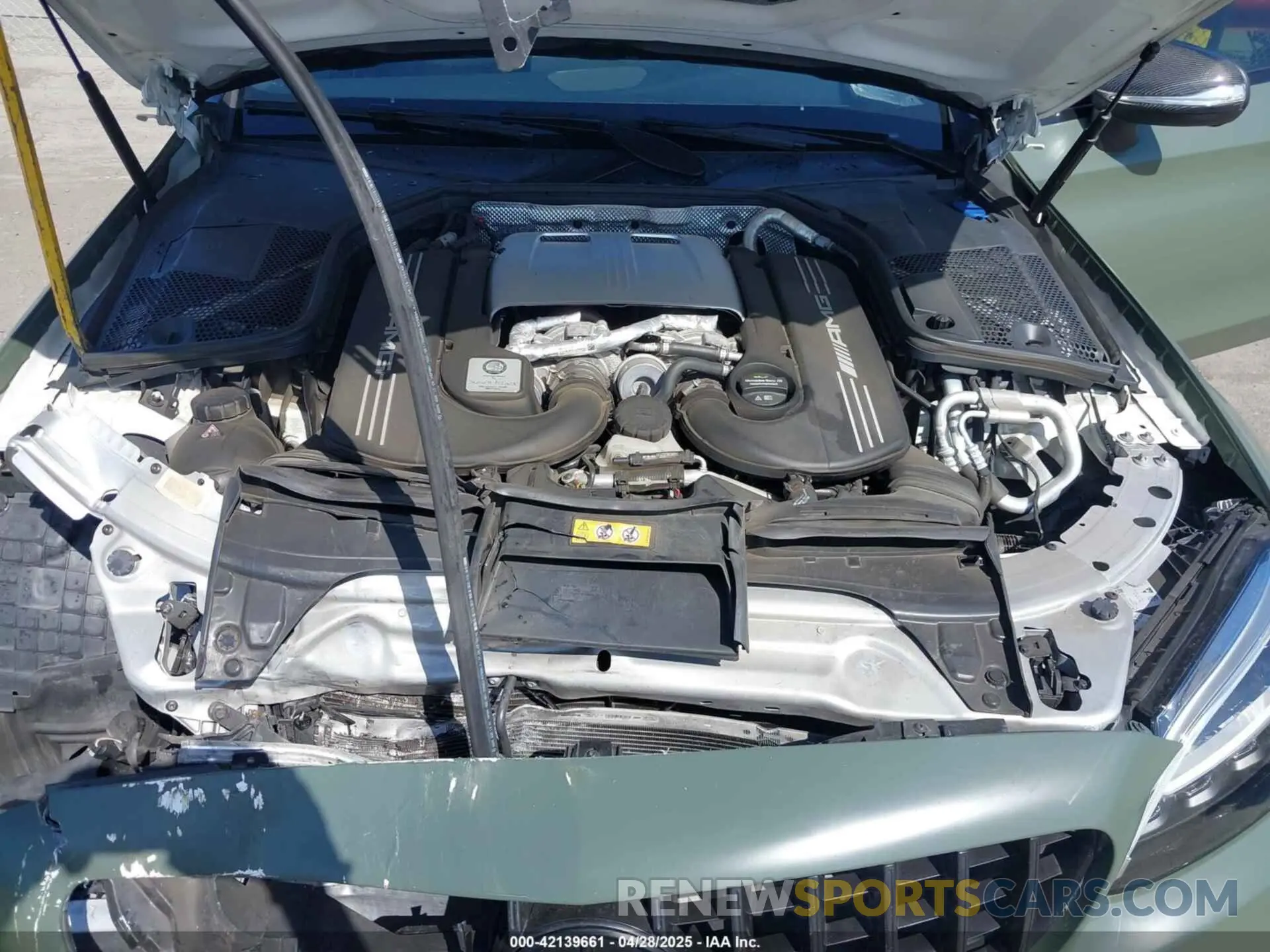 10 fotografías del automóvil dañado WDDWJ8HB7LF968504 MERCEDES-BENZ AMG C 63 2020