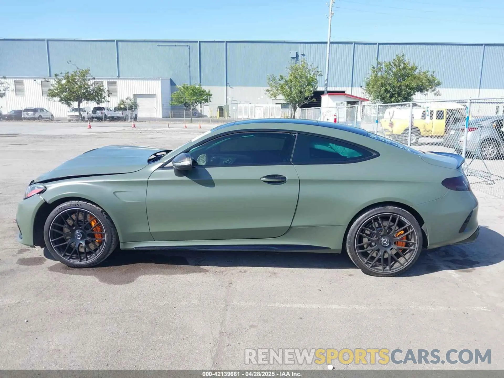 14 fotografías del automóvil dañado WDDWJ8HB7LF968504 MERCEDES-BENZ AMG C 63 2020