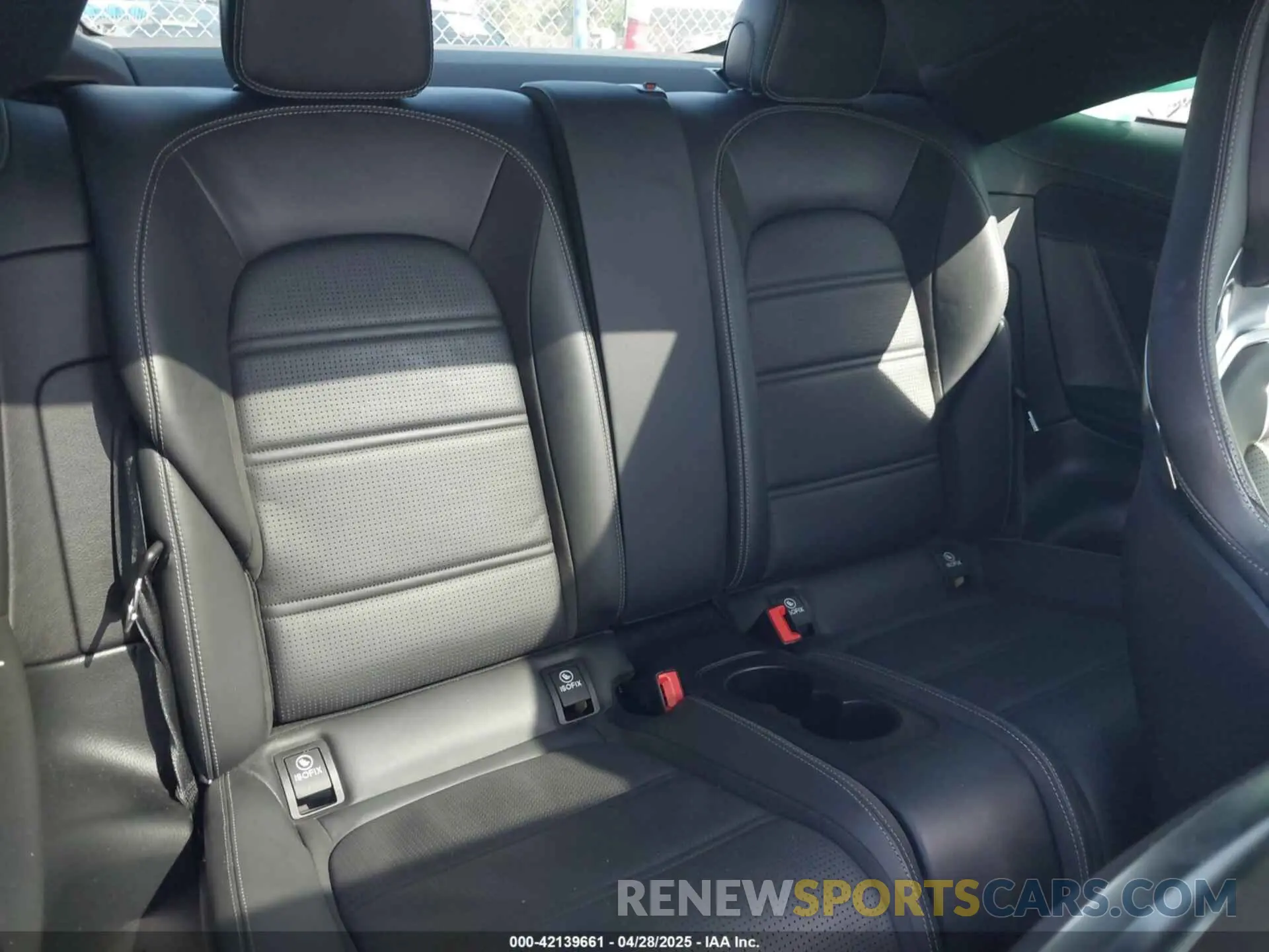 8 fotografías del automóvil dañado WDDWJ8HB7LF968504 MERCEDES-BENZ AMG C 63 2020