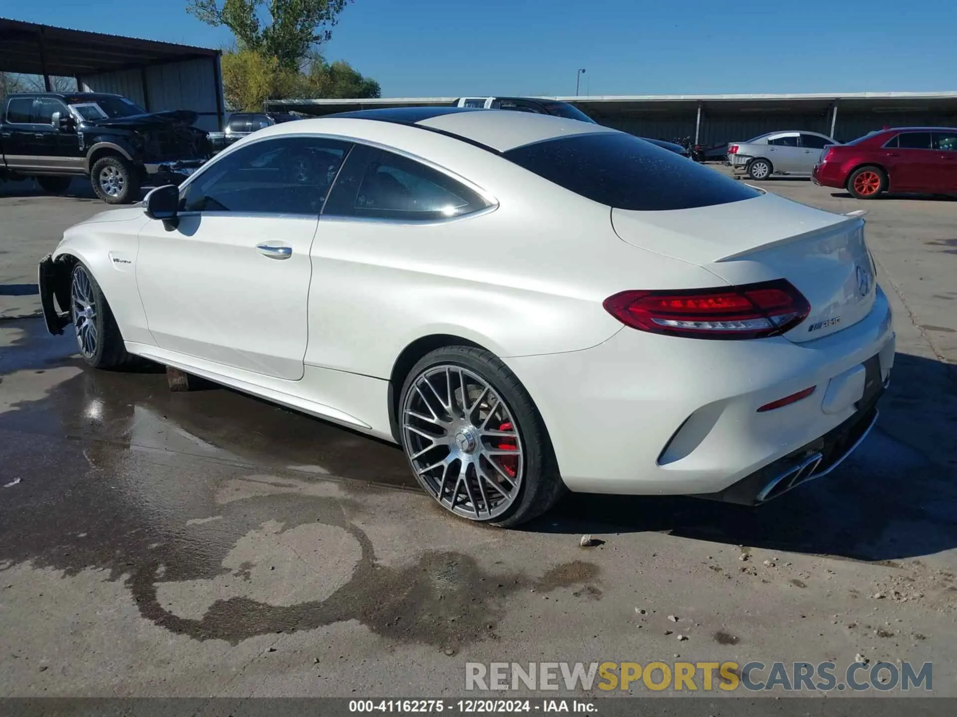 3 fotografías del automóvil dañado WDDWJ8HB8LF946608 MERCEDES-BENZ AMG C 63 2020