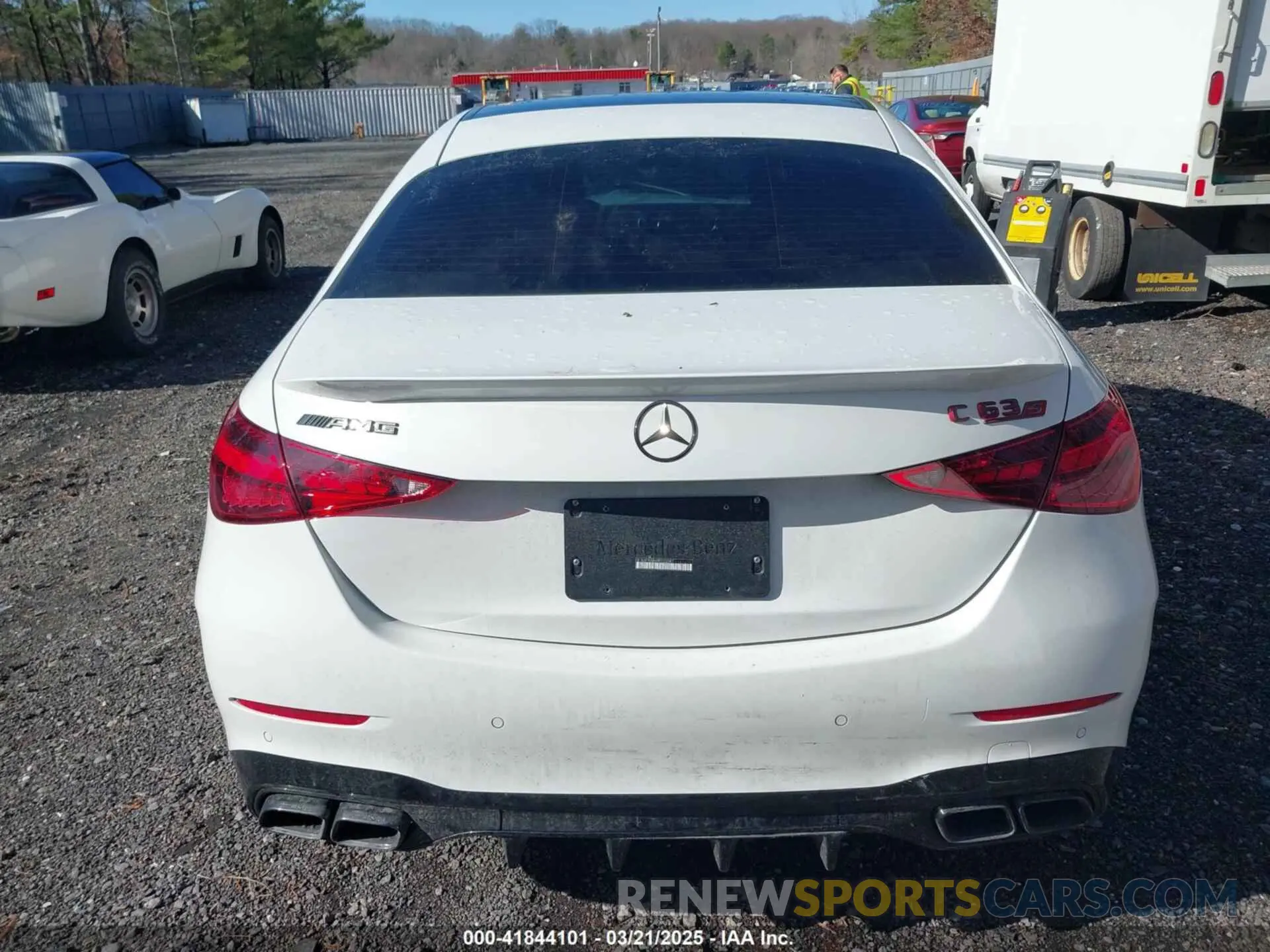 15 fotografías del automóvil dañado W1KAF8AB6RR222087 MERCEDES-BENZ AMG C 63 2024