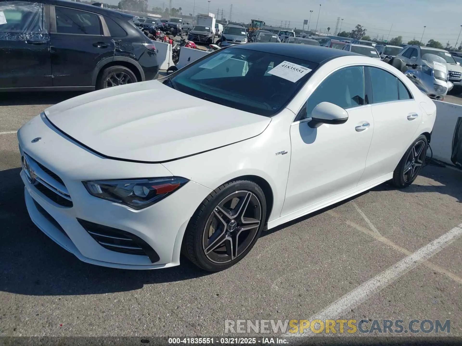 2 fotografías del automóvil dañado W1K5J5BB6MN234740 MERCEDES-BENZ AMG CLA 35 2021