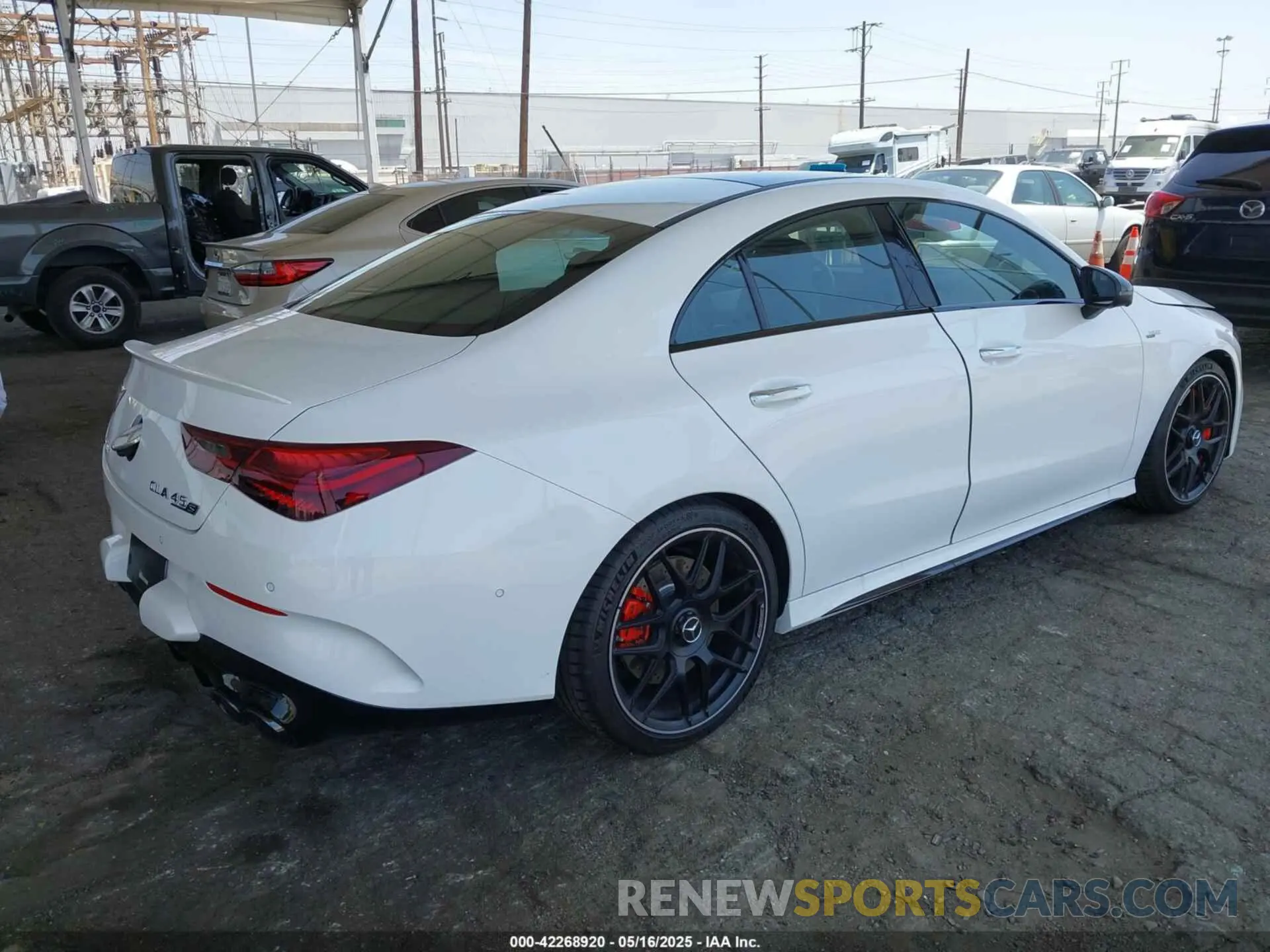 4 fotografías del automóvil dañado W1K5J5EB0SN525467 MERCEDES-BENZ AMG CLA 45 2025