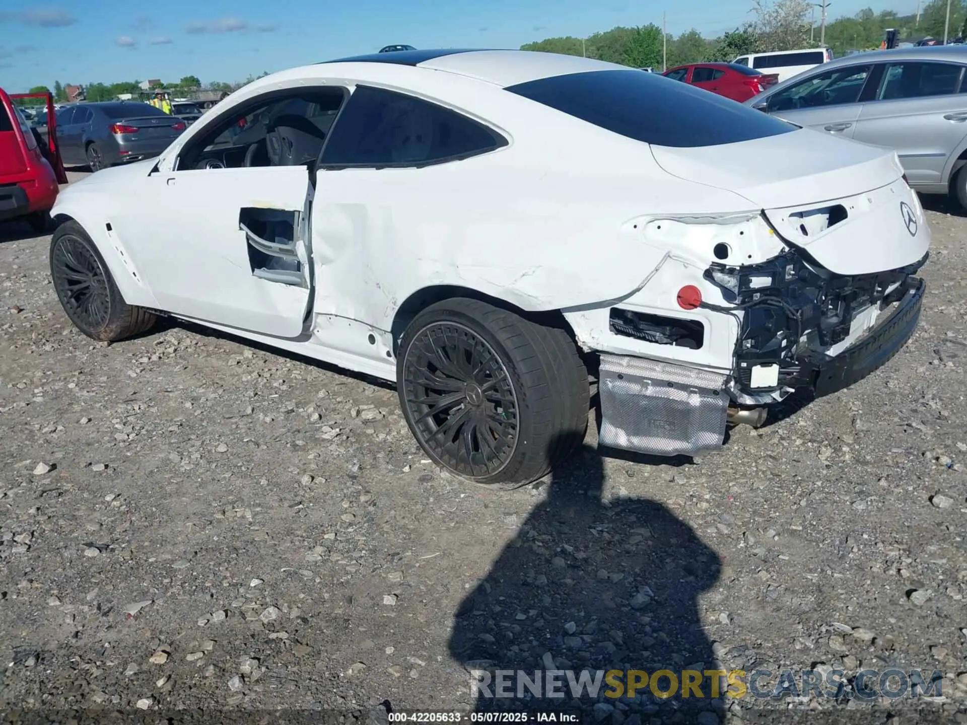 3 fotografías del automóvil dañado W1KMJ6CB0RF043624 MERCEDES-BENZ AMG CLE 53 2024