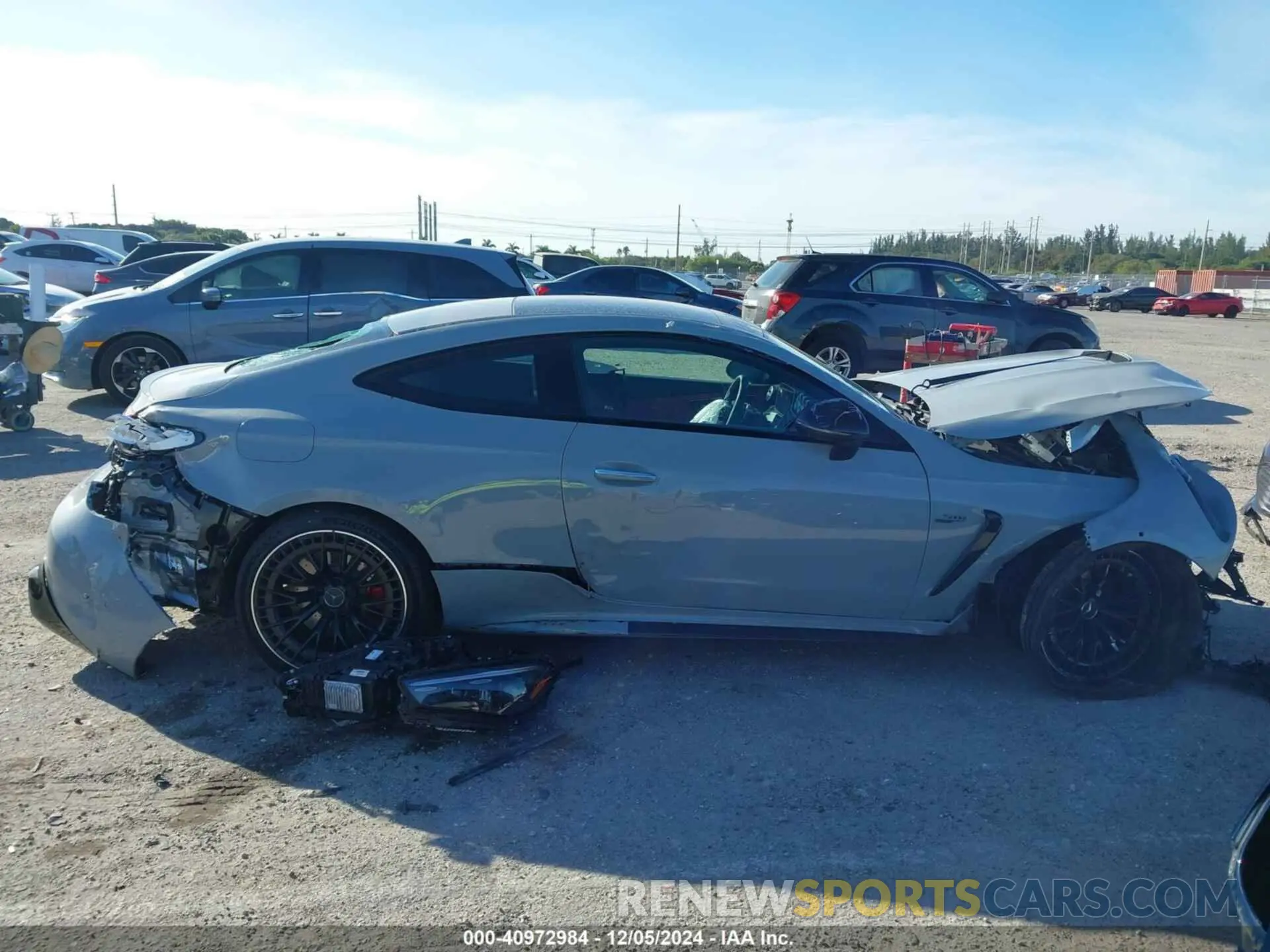 14 fotografías del automóvil dañado W1KMJ6CB2RF039008 MERCEDES-BENZ AMG CLE 53 2024