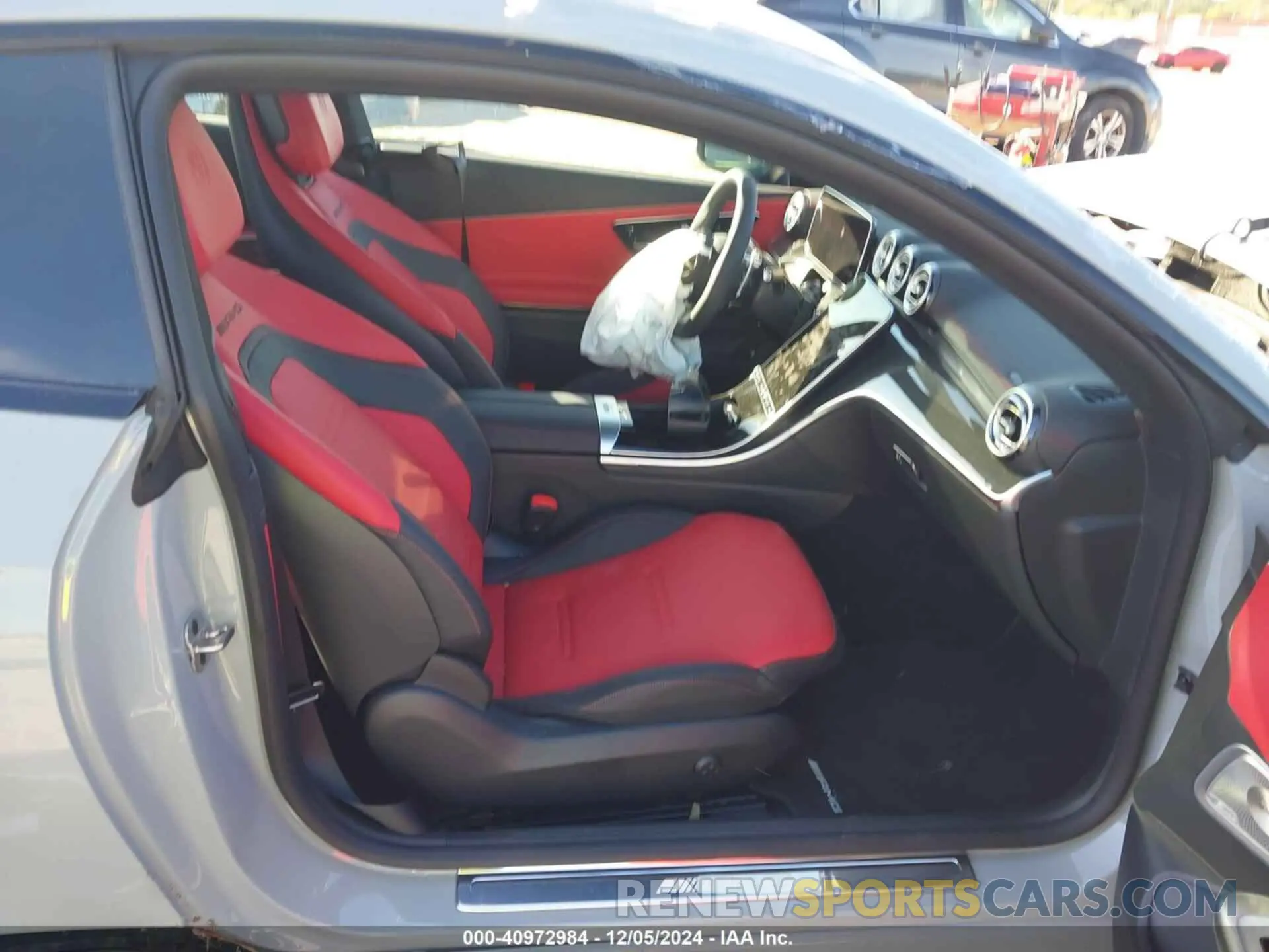 5 fotografías del automóvil dañado W1KMJ6CB2RF039008 MERCEDES-BENZ AMG CLE 53 2024