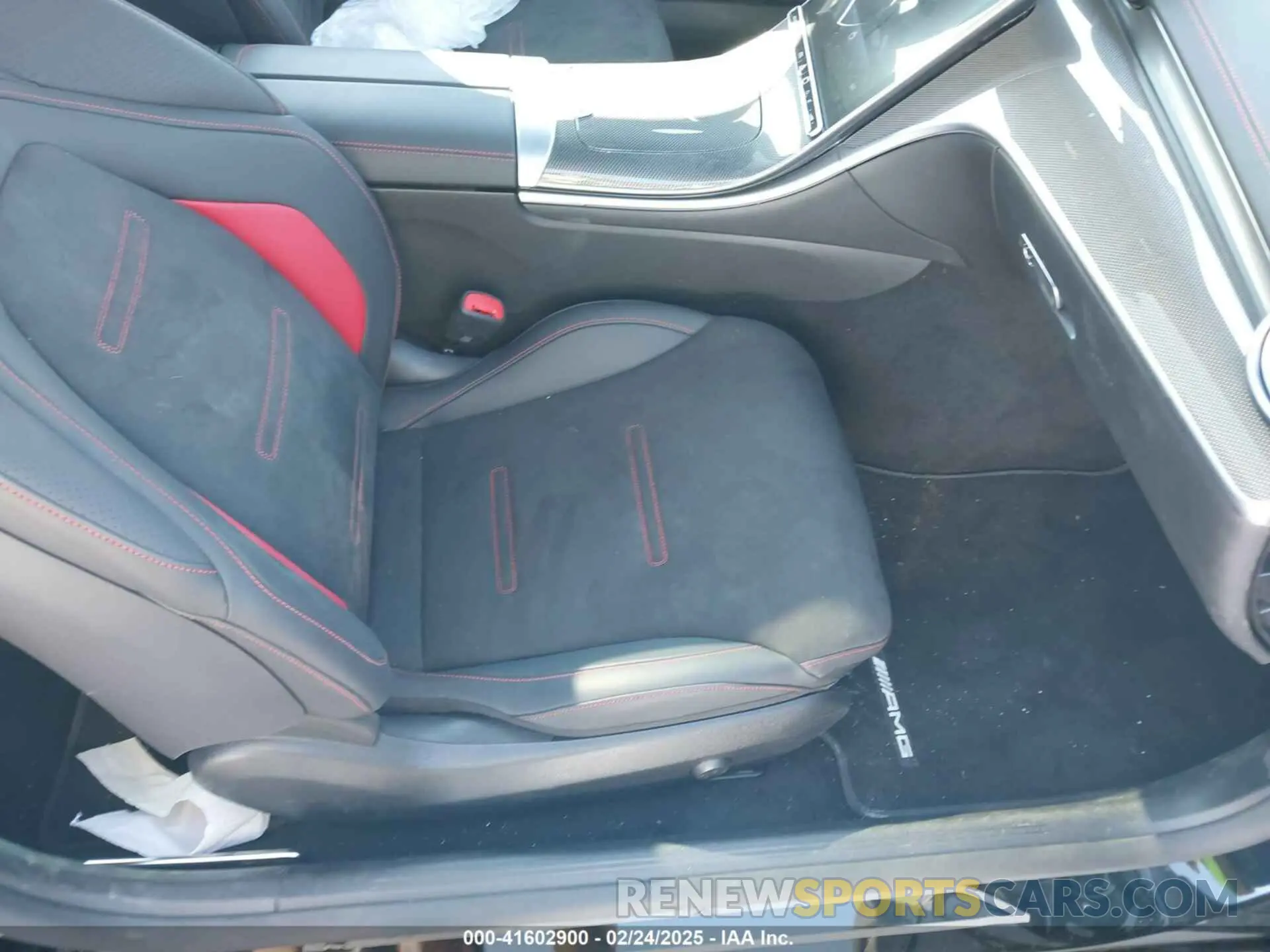 5 fotografías del automóvil dañado W1KMJ6CB5RF020498 MERCEDES-BENZ AMG CLE 53 2024