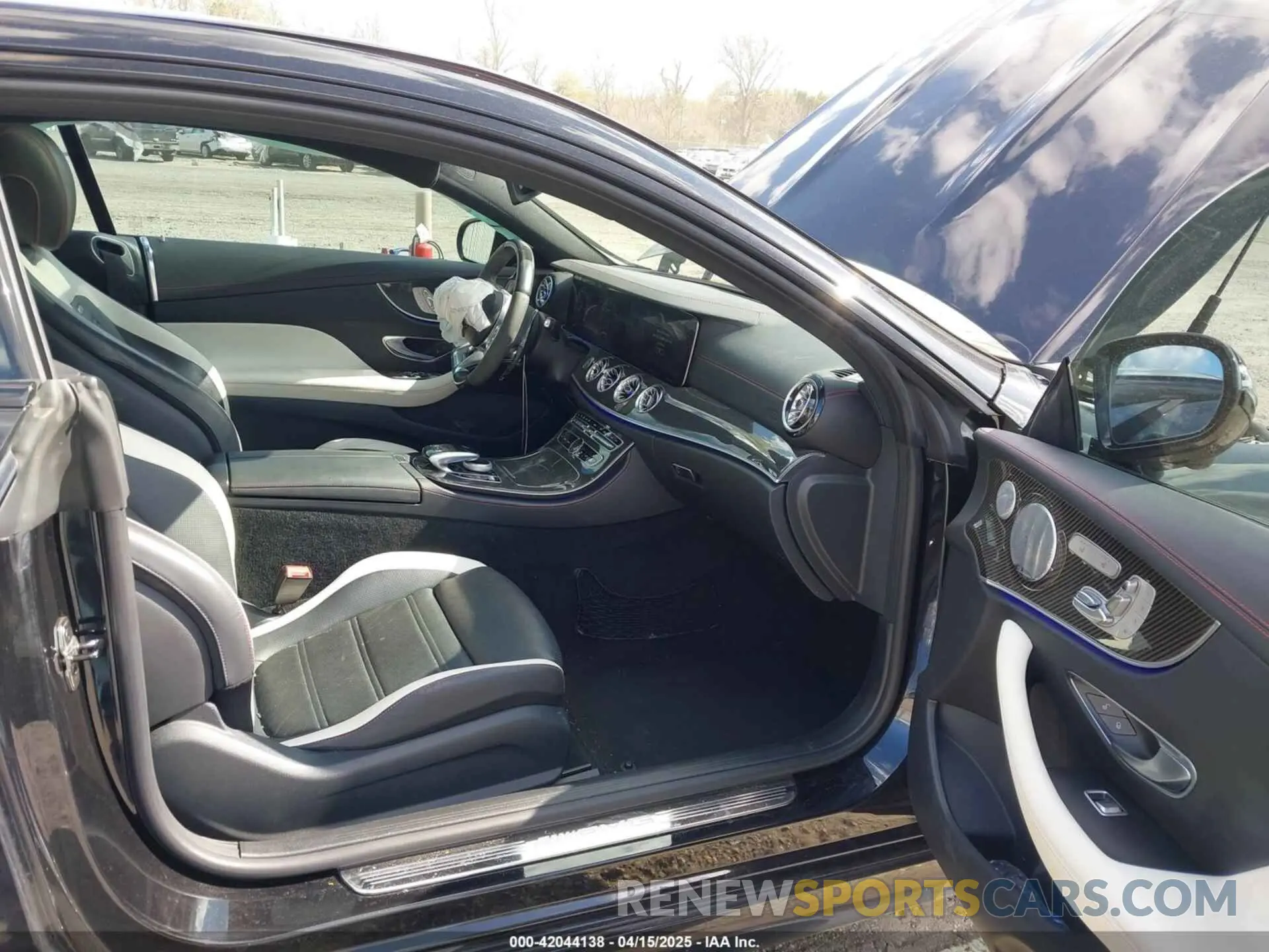 5 fotografías del automóvil dañado WDD1J6BB2KF094746 MERCEDES-BENZ AMG E 53 2019