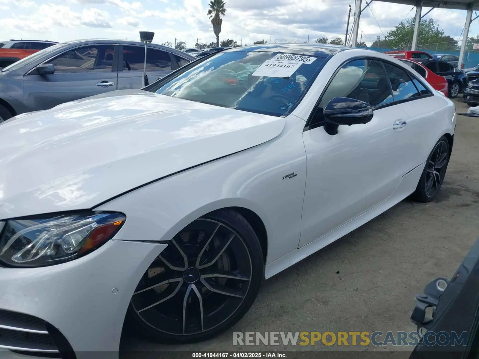 14 fotografías del automóvil dañado WDD1J6BB5KF092067 MERCEDES-BENZ AMG E 53 2019