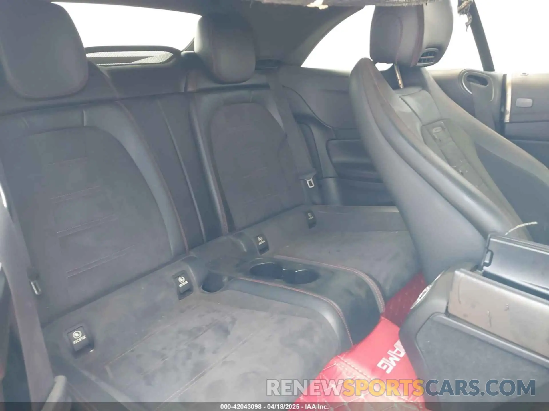 8 fotografías del automóvil dañado WDD1K6BB9KF087399 MERCEDES-BENZ AMG E 53 2019