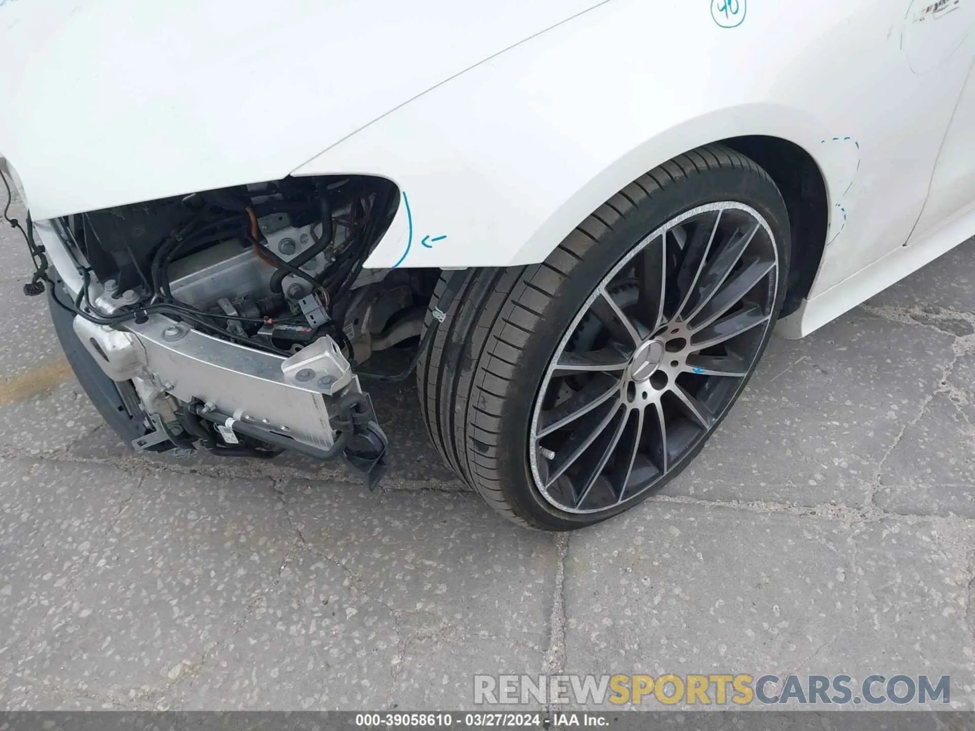 18 fotografías del automóvil dañado WDD1K6BBXKF098525 MERCEDES-BENZ AMG E 53 2019