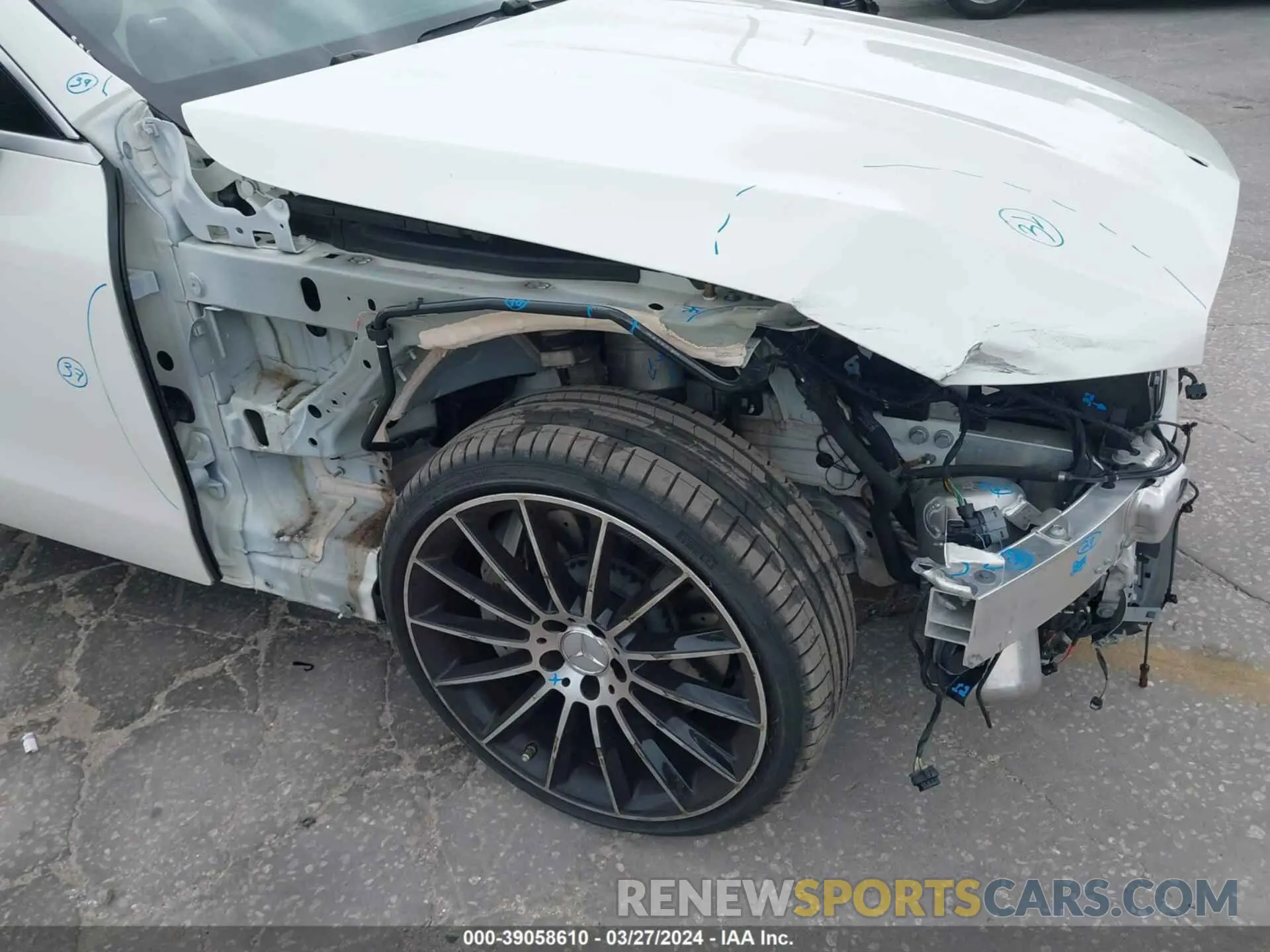 20 fotografías del automóvil dañado WDD1K6BBXKF098525 MERCEDES-BENZ AMG E 53 2019