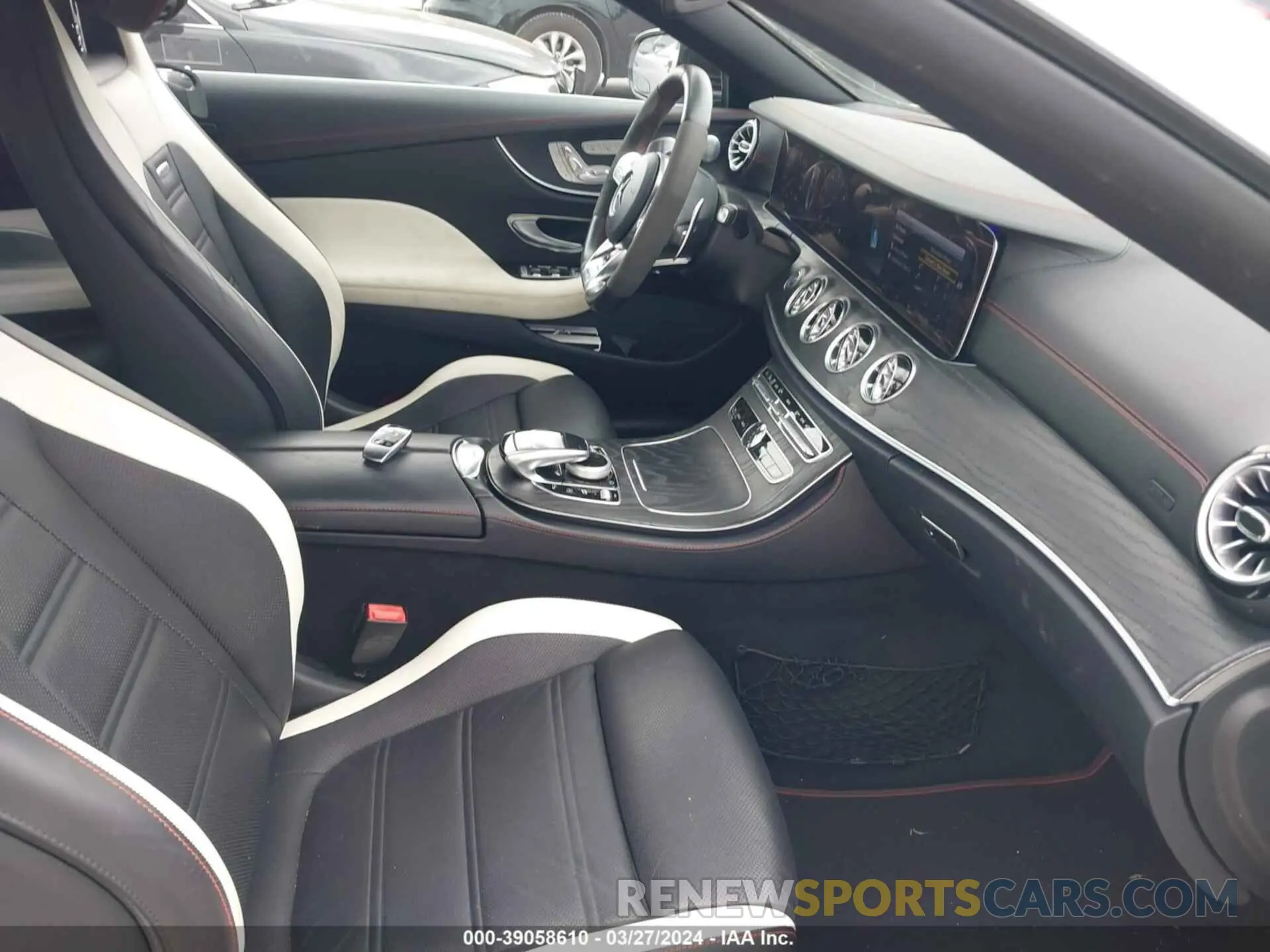 5 fotografías del automóvil dañado WDD1K6BBXKF098525 MERCEDES-BENZ AMG E 53 2019