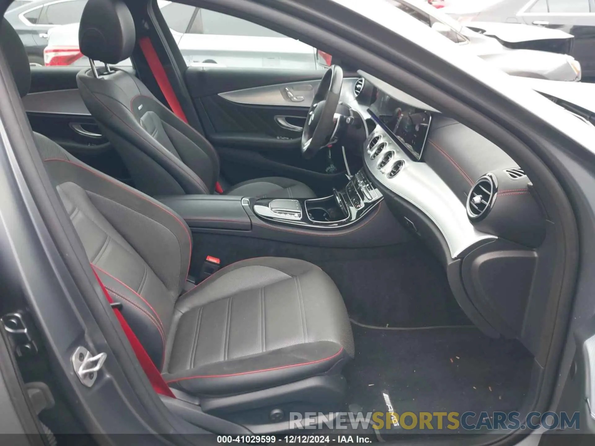 5 fotografías del automóvil dañado W1KZF6BB2NB054036 MERCEDES-BENZ AMG E 53 2022