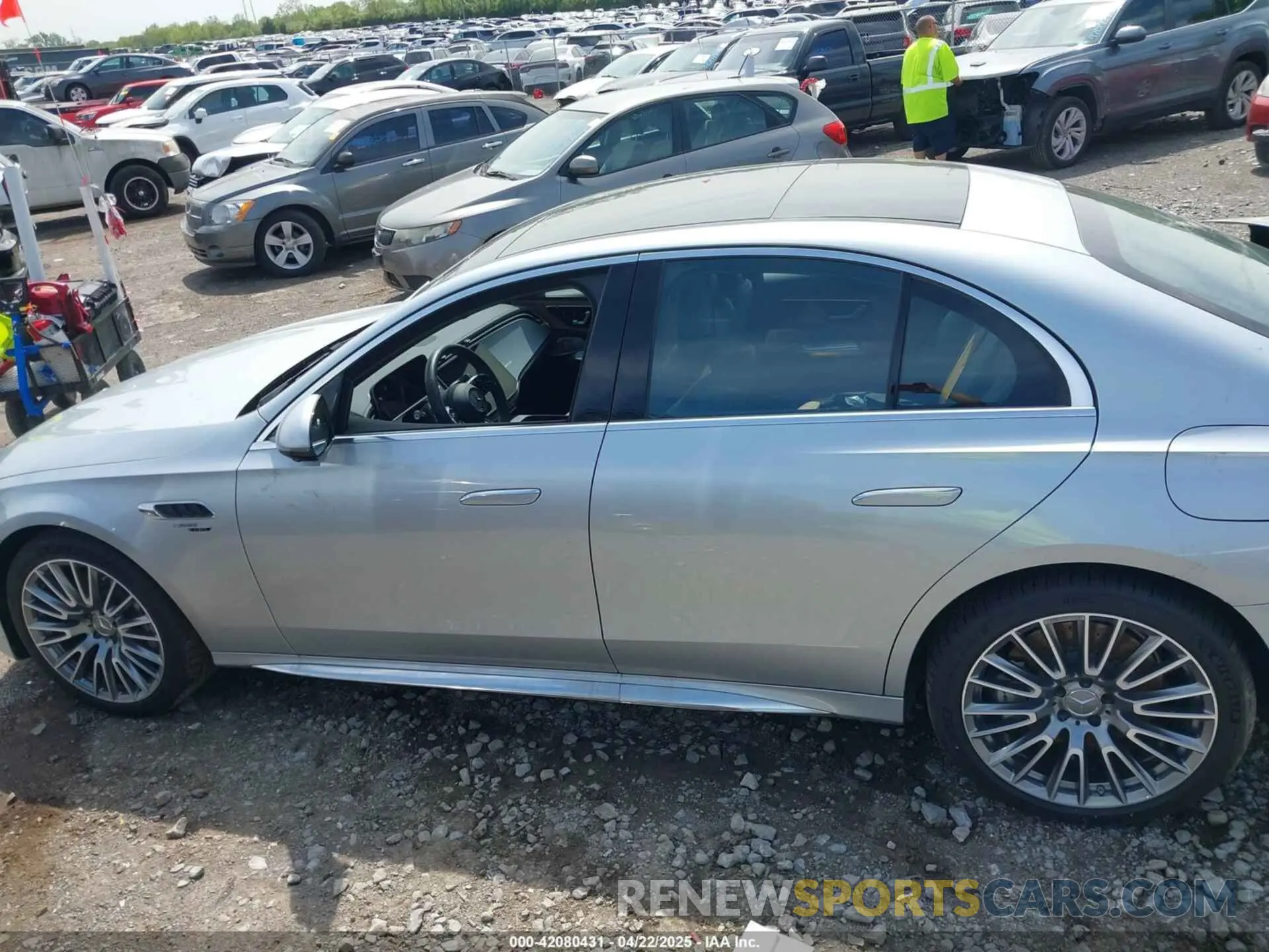 14 fotografías del automóvil dañado W1KLF6DB6SA112511 MERCEDES-BENZ AMG E 53 E 2025