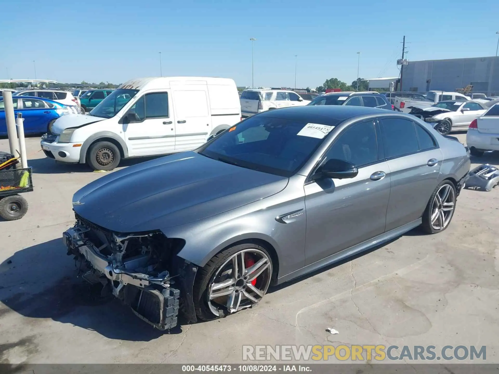 2 fotografías del automóvil dañado WDDZF8KB2KA553755 MERCEDES-BENZ AMG E 63 2019