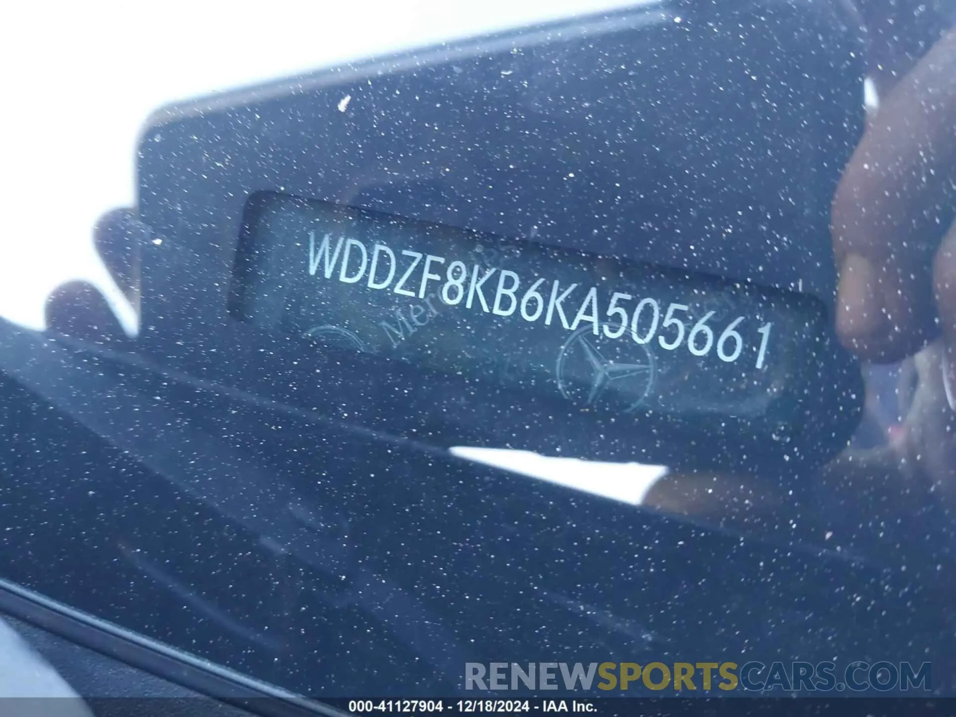 17 fotografías del automóvil dañado WDDZF8KB6KA505661 MERCEDES-BENZ AMG E 63 2019