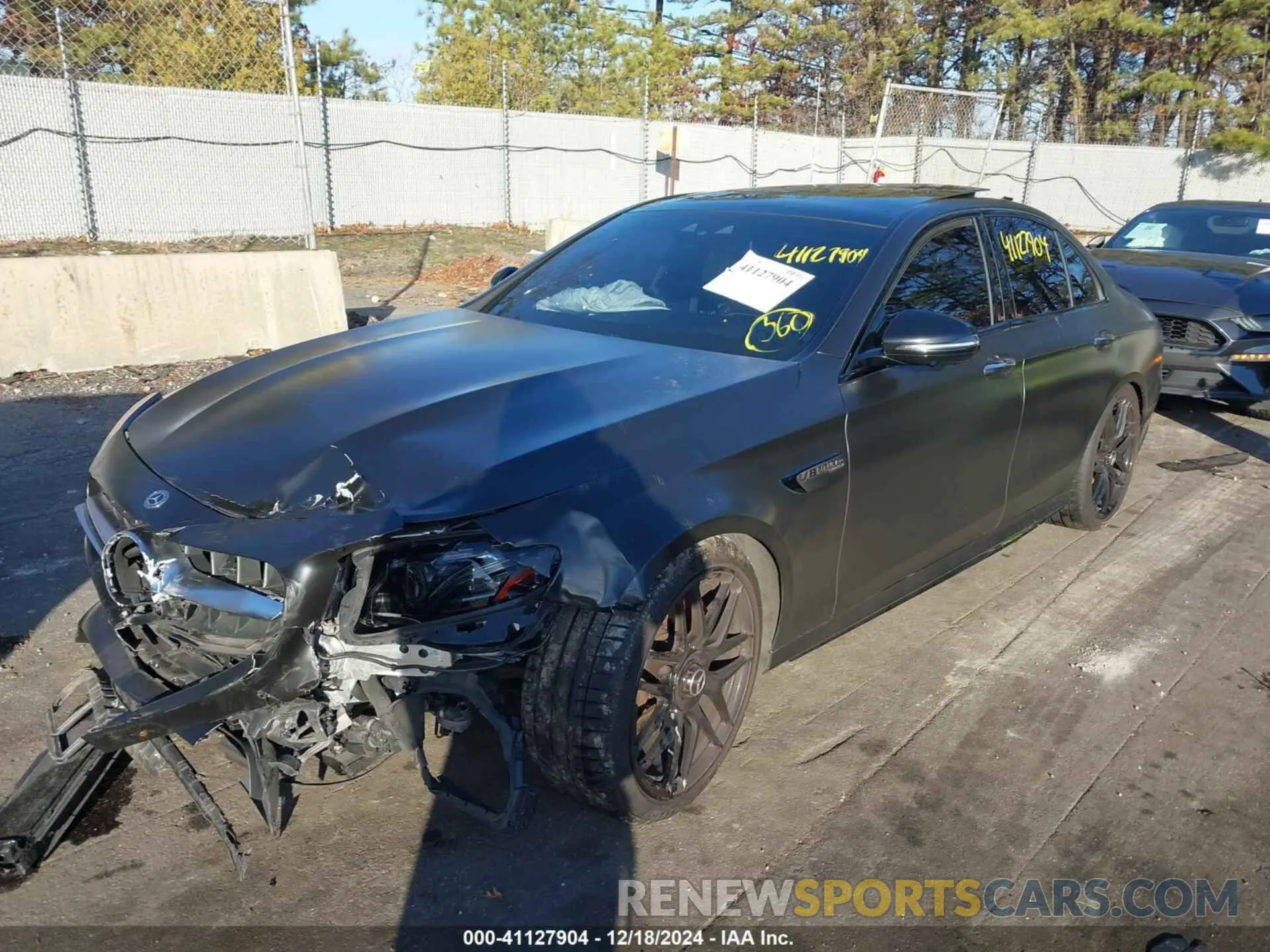 2 fotografías del automóvil dañado WDDZF8KB6KA505661 MERCEDES-BENZ AMG E 63 2019